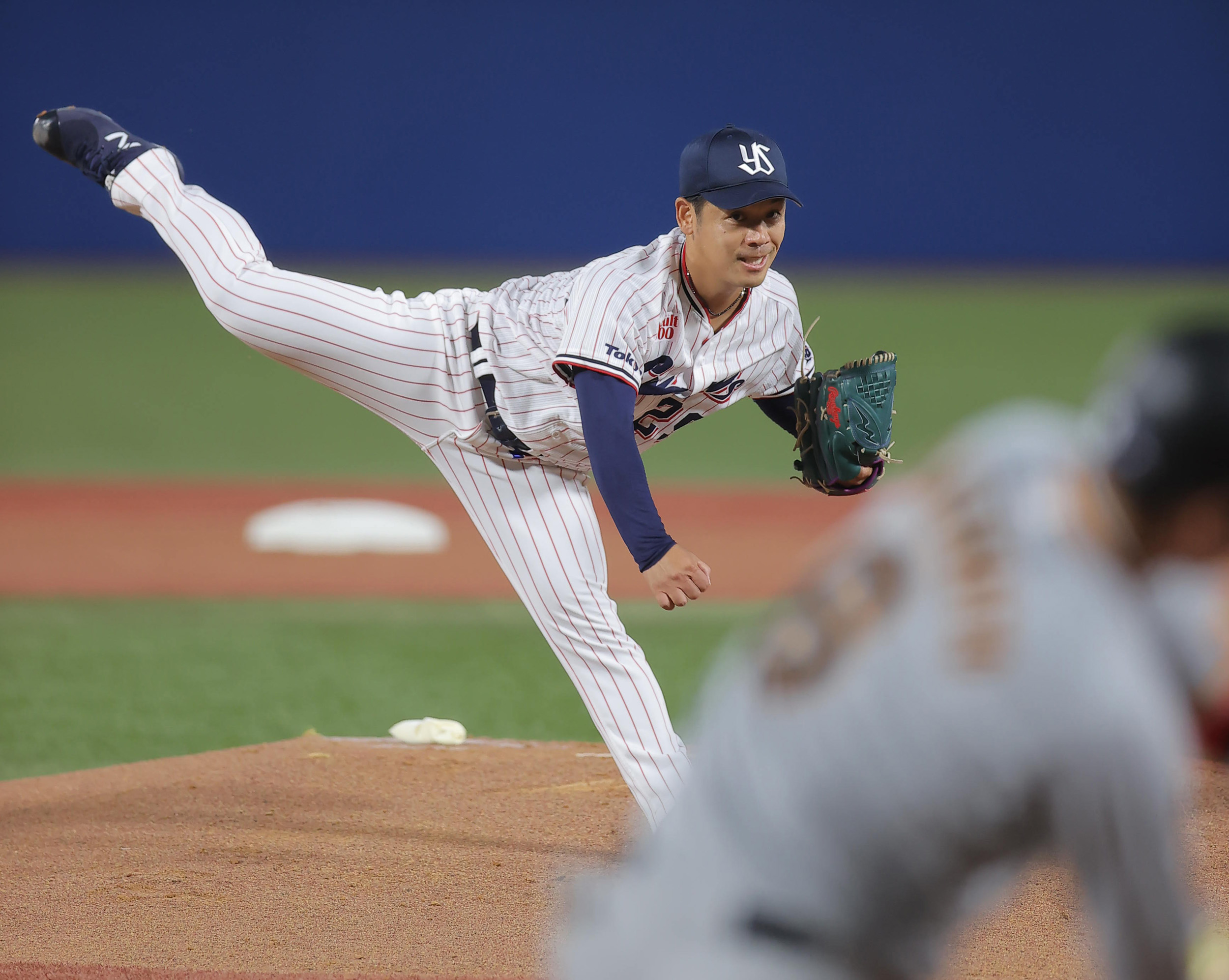 ヤクルト 小川 ２桁勝利王手 ６回２失点 攻め 意識 内角に変化球ズバッ サンスポ