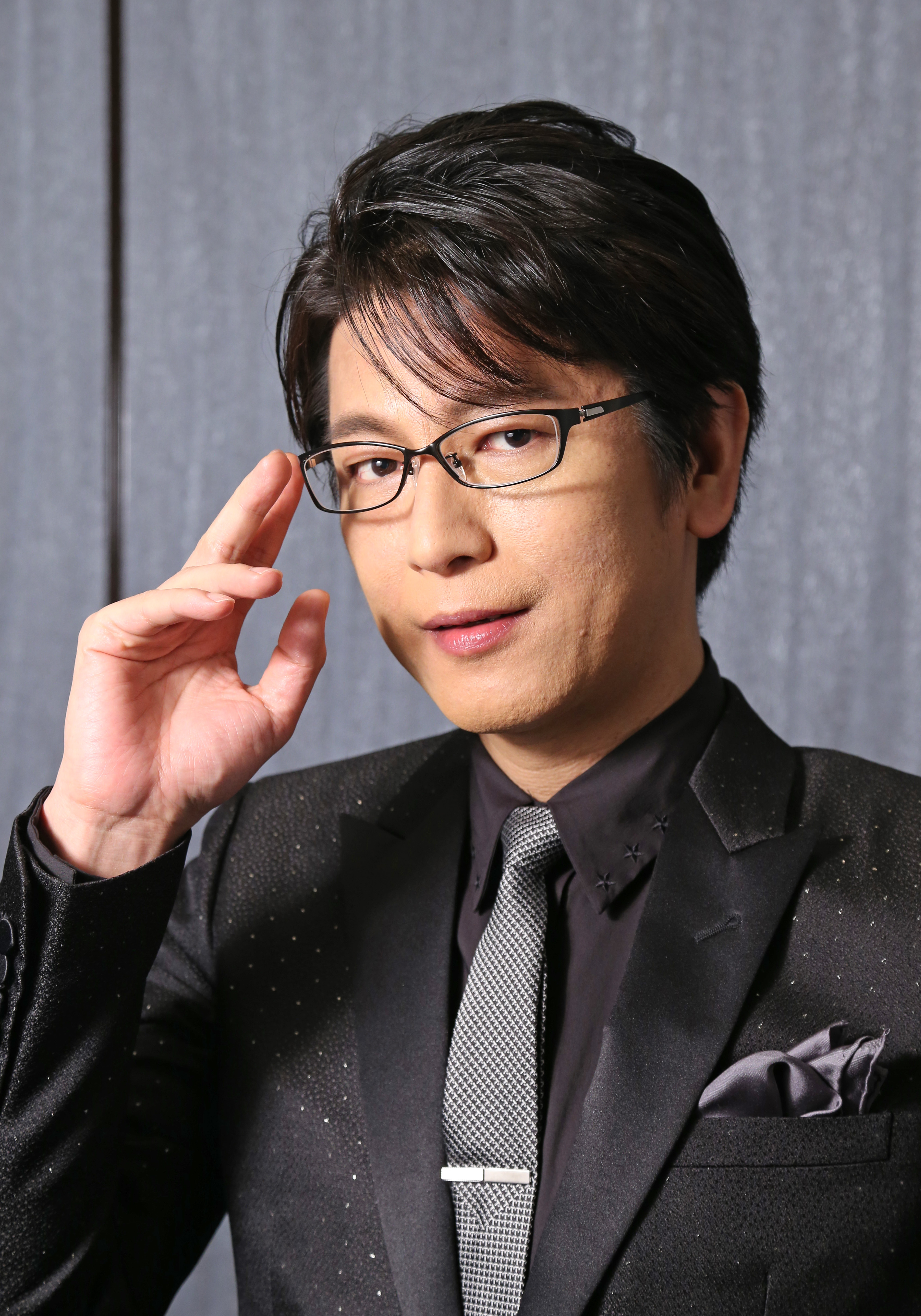 及川光博が一般女性と再婚発表「新しい命を授かっております」 「今後