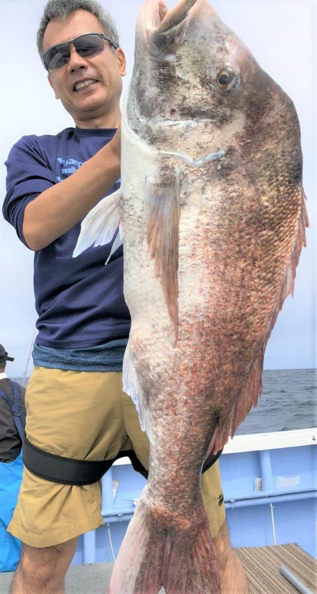 ２０２０年も各地で大物ズラリ 来年も元気な釣り人たちをお待ちしてま す 自慢ｓｈｏｔ サンスポ