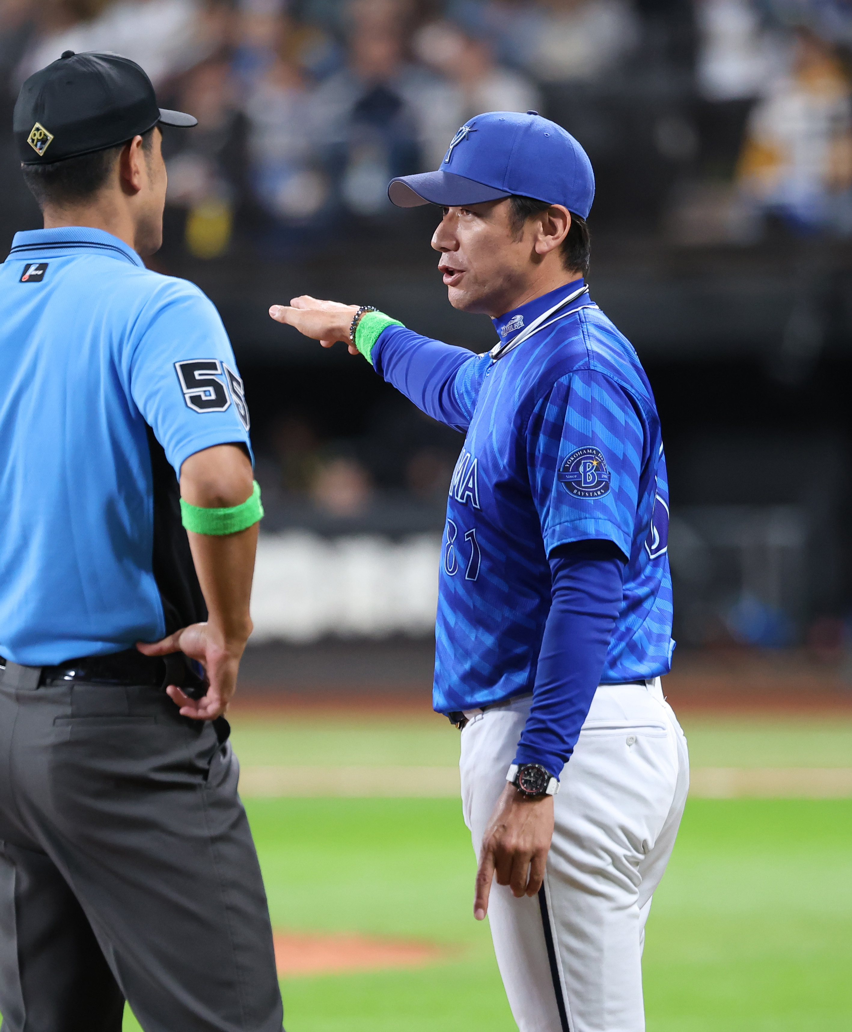 【超レア商品】横浜DeNA 山崎康晃選手/三浦大輔監督/ラミレス監督　直筆サイン 横浜ベイスターズ 山崎康晃 100セーブ達成記念 直筆サイン入りフォト