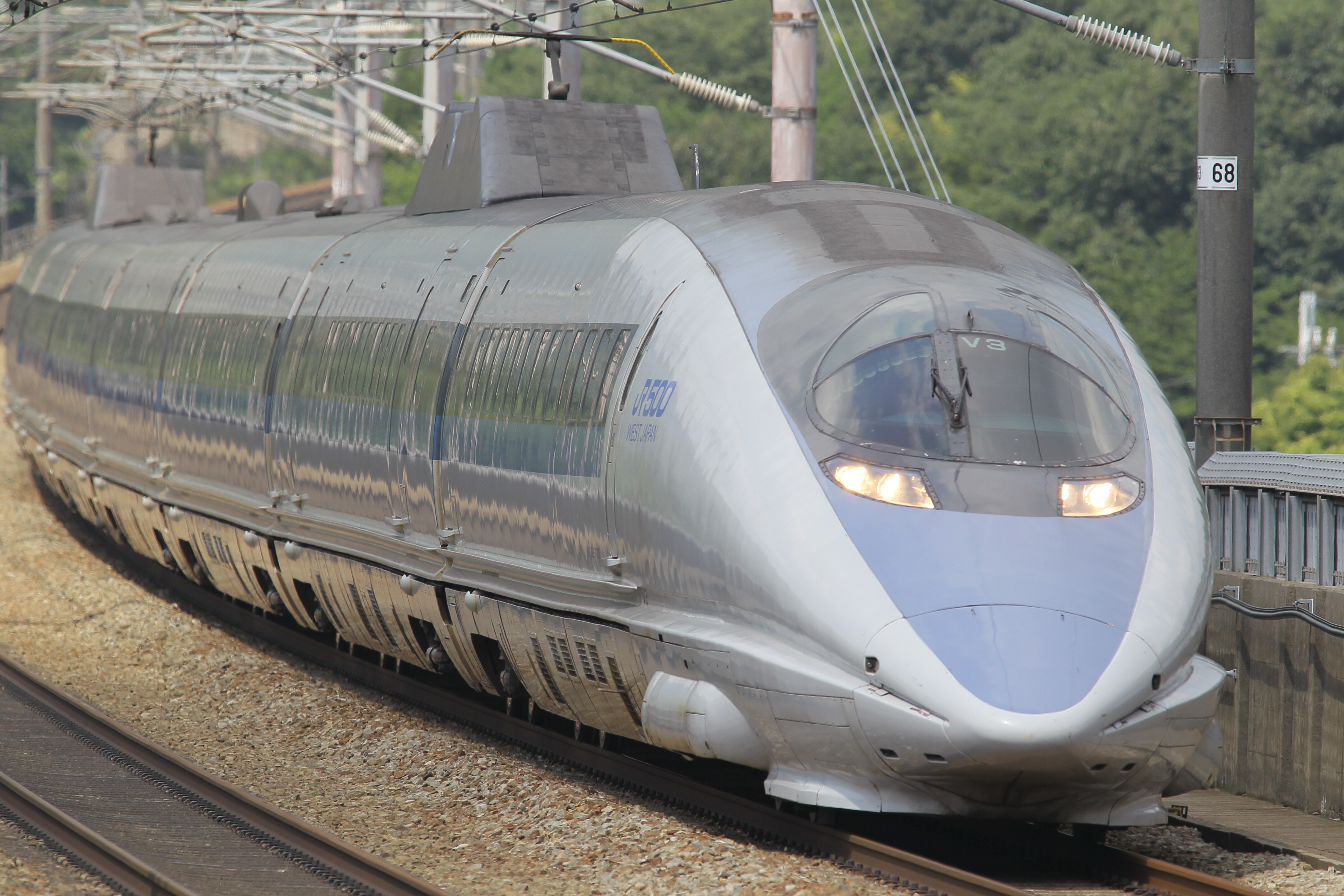 新幹線500系、ドクターイエロー「T5」が27年1月に引退 JR西日本発表