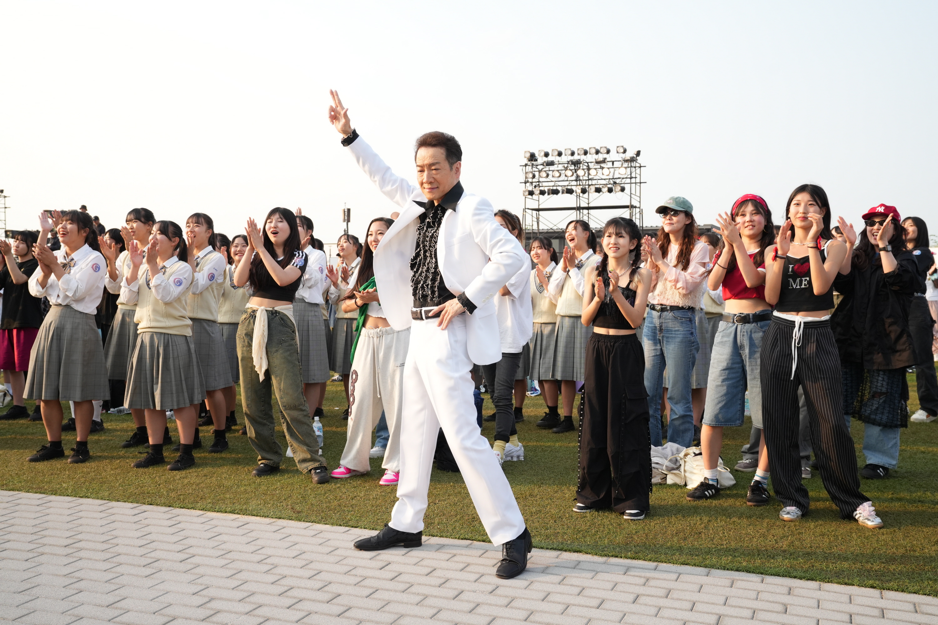 田原俊彦が亀梨和也と初共演 「これからの音楽シーンの未来が広がった