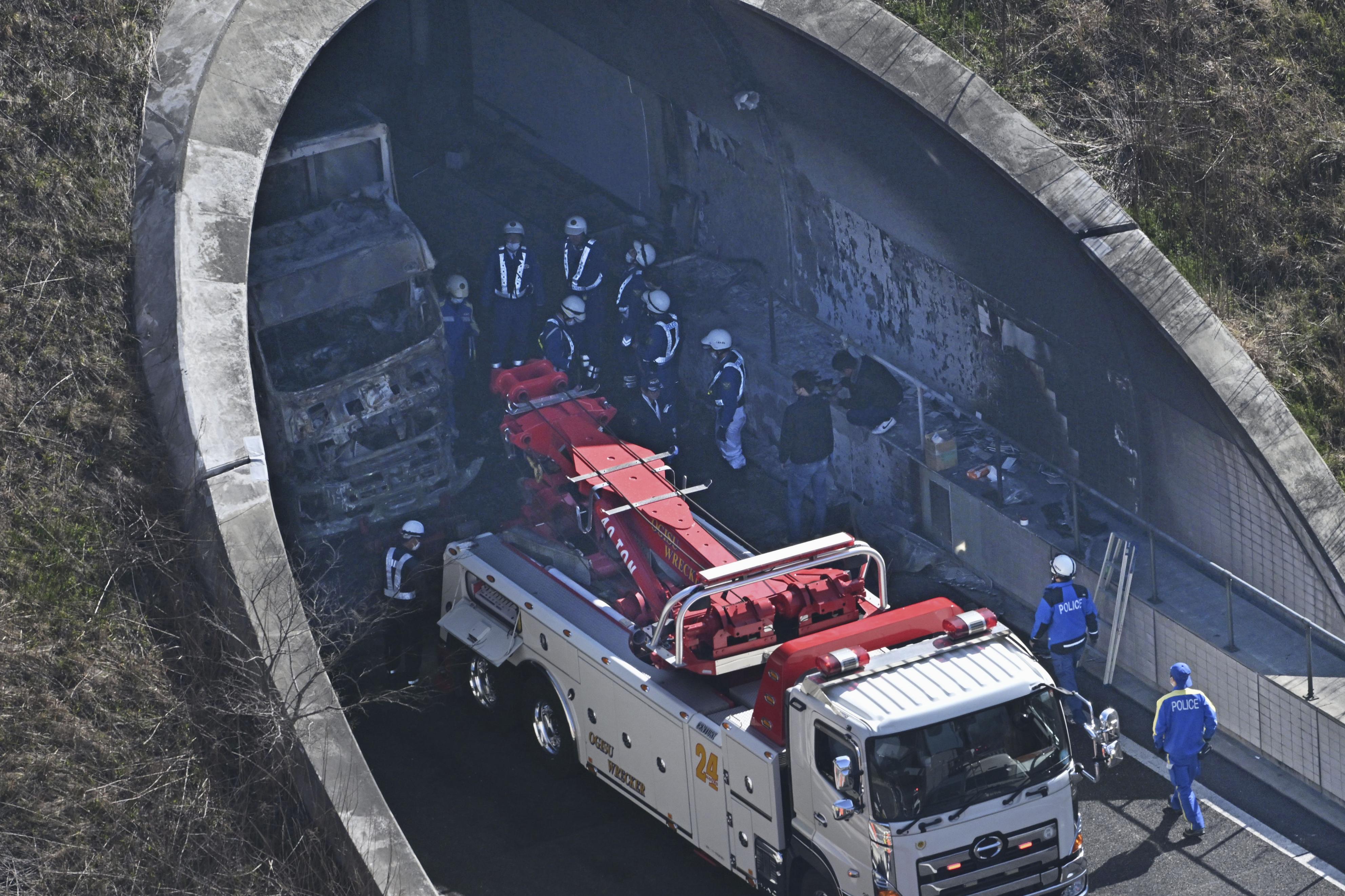 新名神6人死亡事故 自動車事故調査委が調査開始 「特別重要調査対象