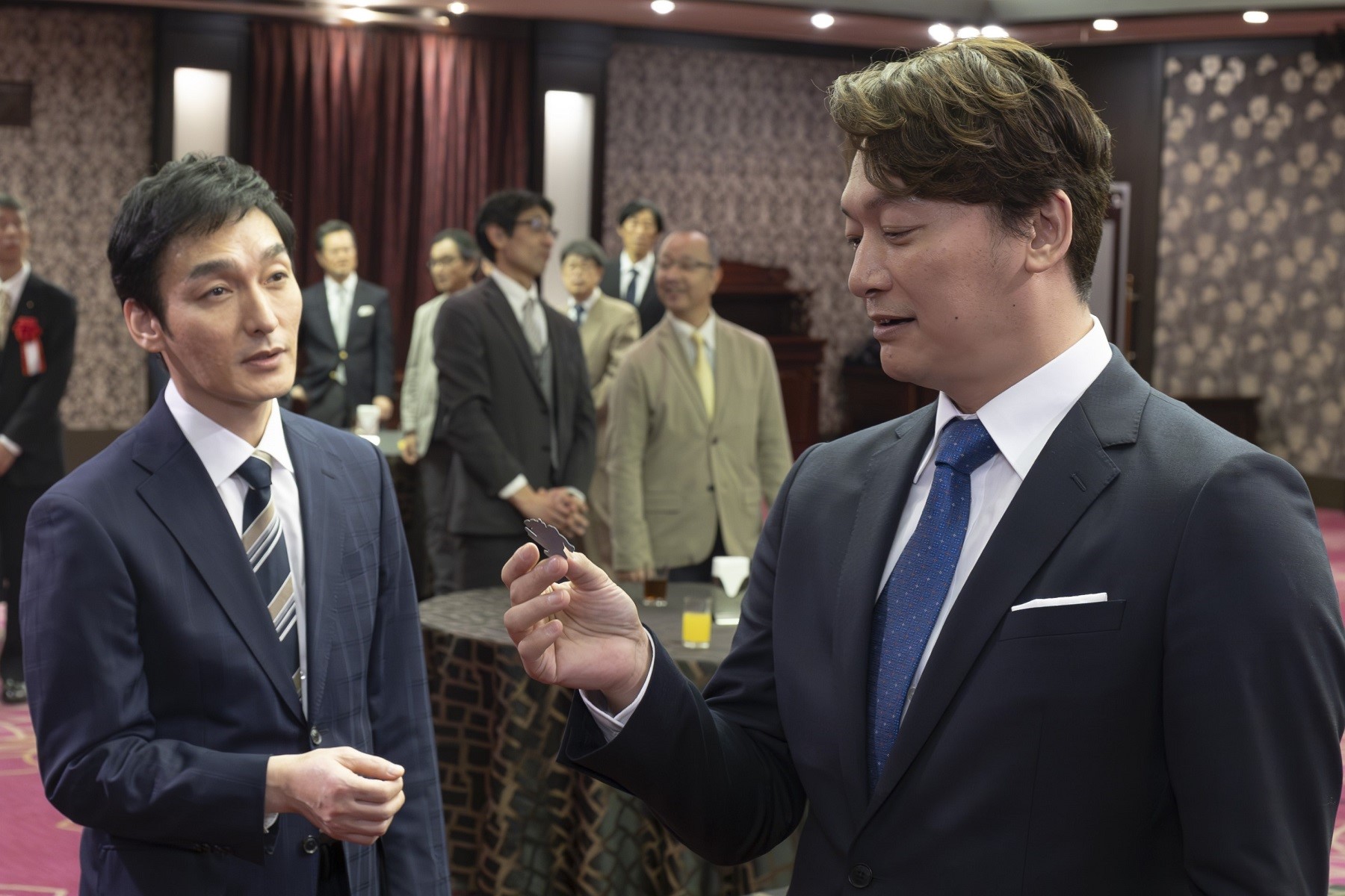 香取慎吾＆草なぎ剛のドラマ共演にネット沸く「つよぽんの存在感