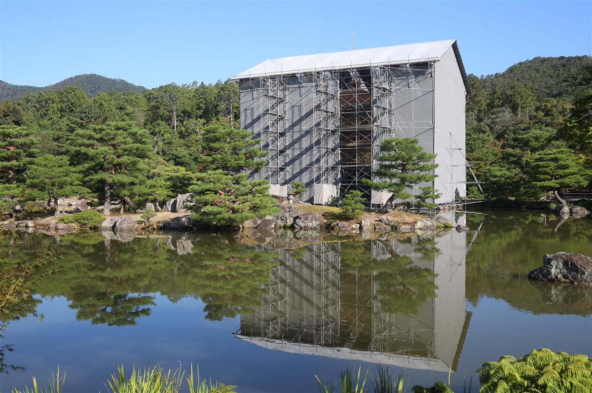 素屋根姿の金閣寺」人気 「レア」とSNSで評判に - 産経ニュース