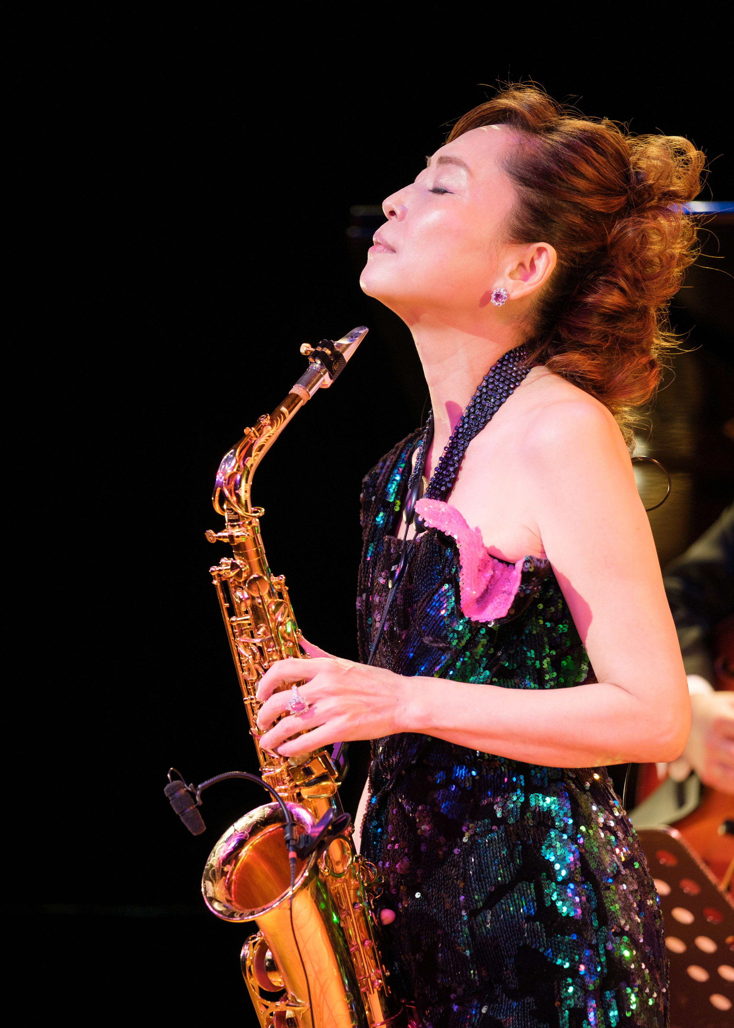 浜ジャズ、島ジャズ、津軽三味線ジャズが競演 サックス奏者TOMOKOさん