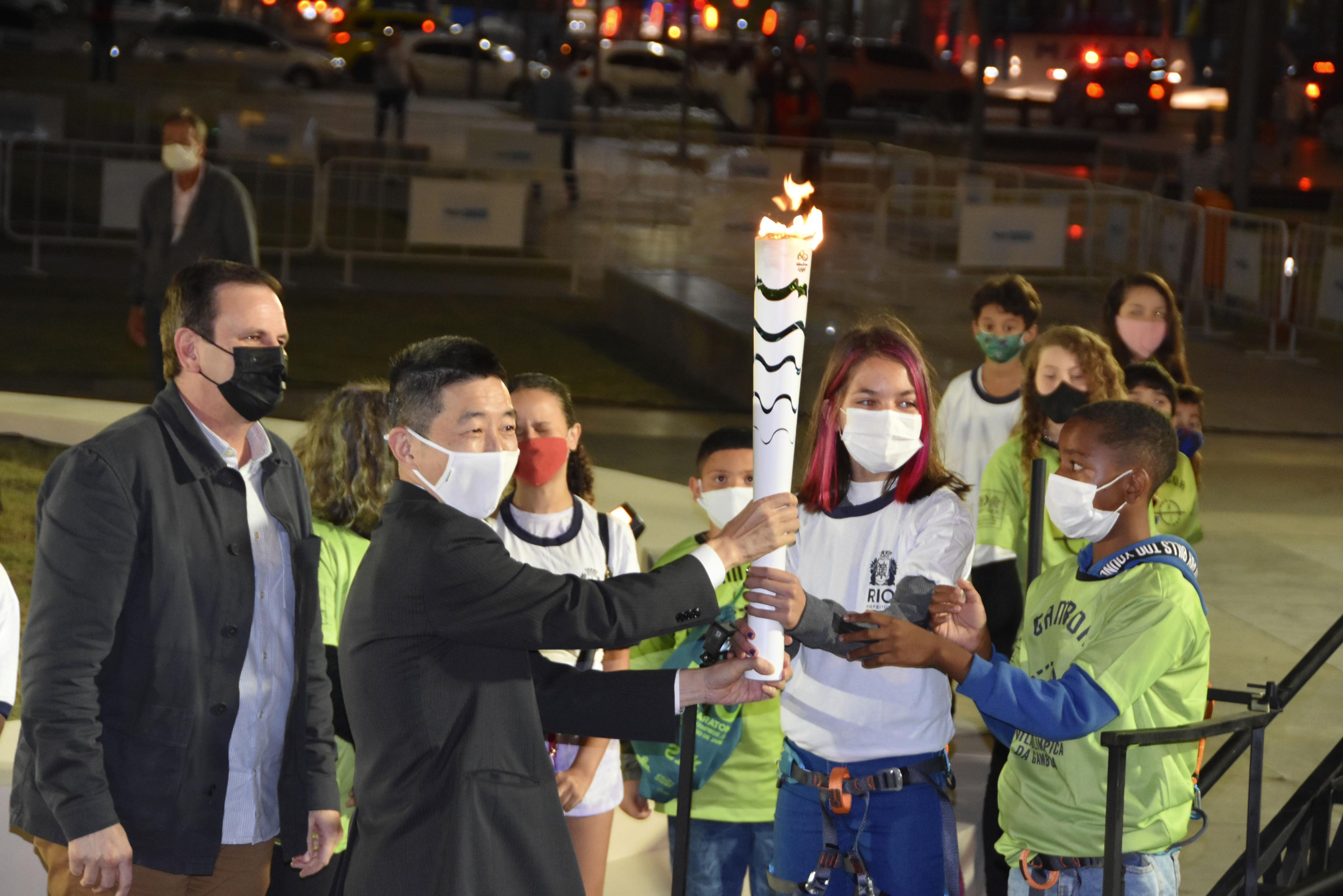 リオで聖火台に点火 東京五輪開催を祝い 産経ニュース