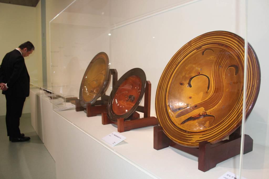 民藝の代表陶芸家、バーナード・リーチ展 京都 - 産経ニュース