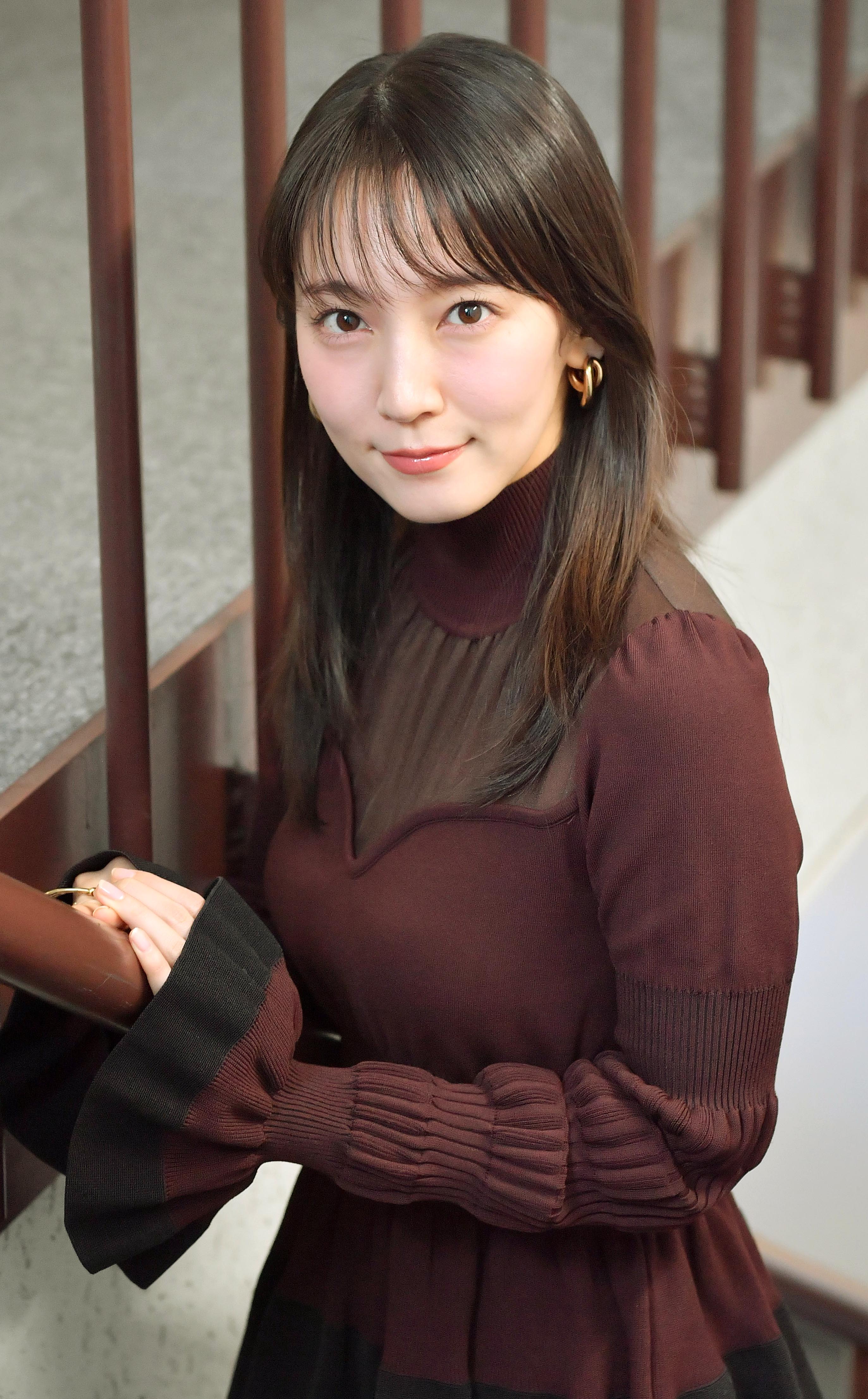 吉岡里帆さんA3 Amazon.co.jp: 吉岡里帆さん L版写真まとめて100枚 Bセット