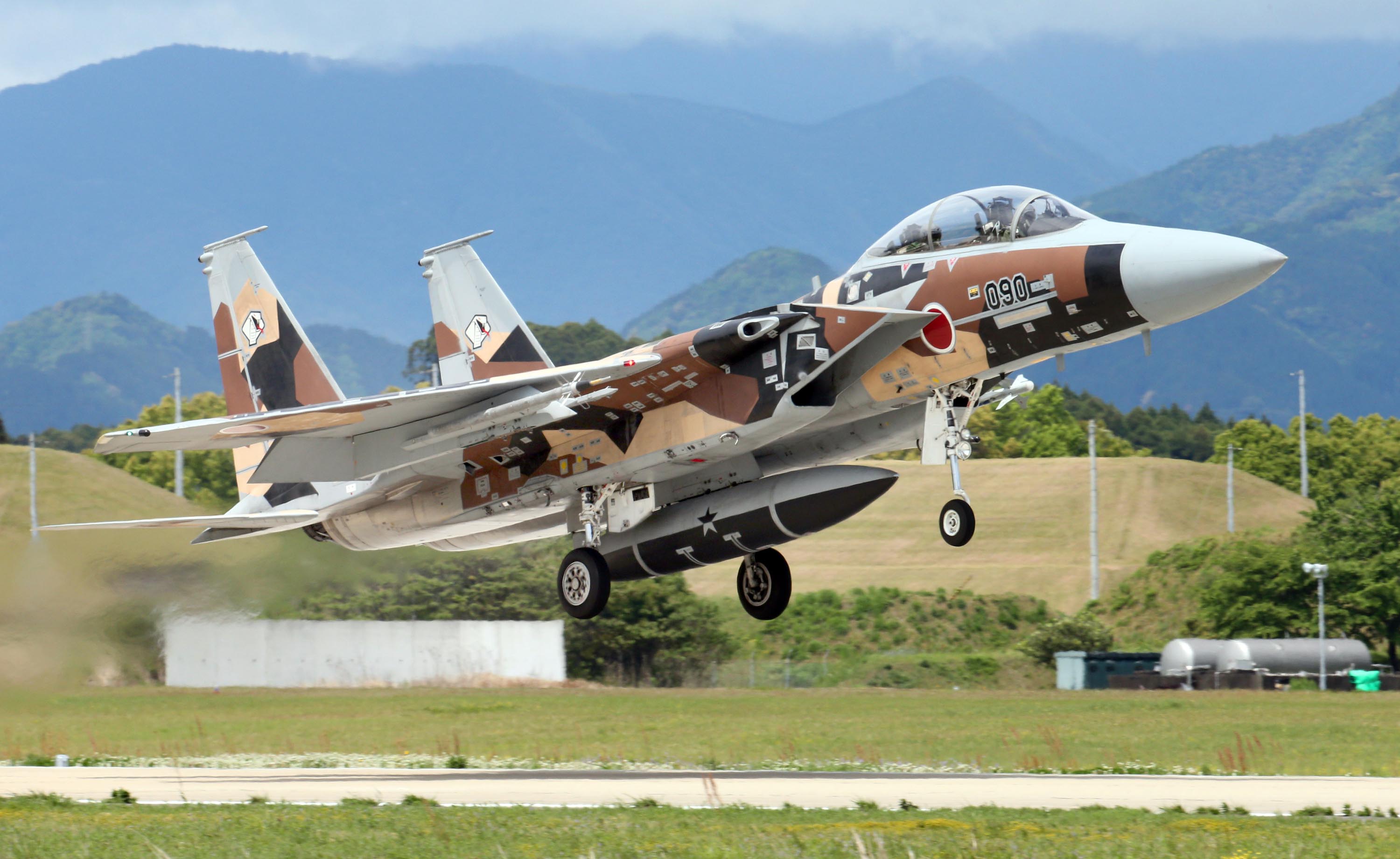 動画】航空自衛隊新田原基地「飛行教導隊」 敵機演じる最強の“影” 宮崎