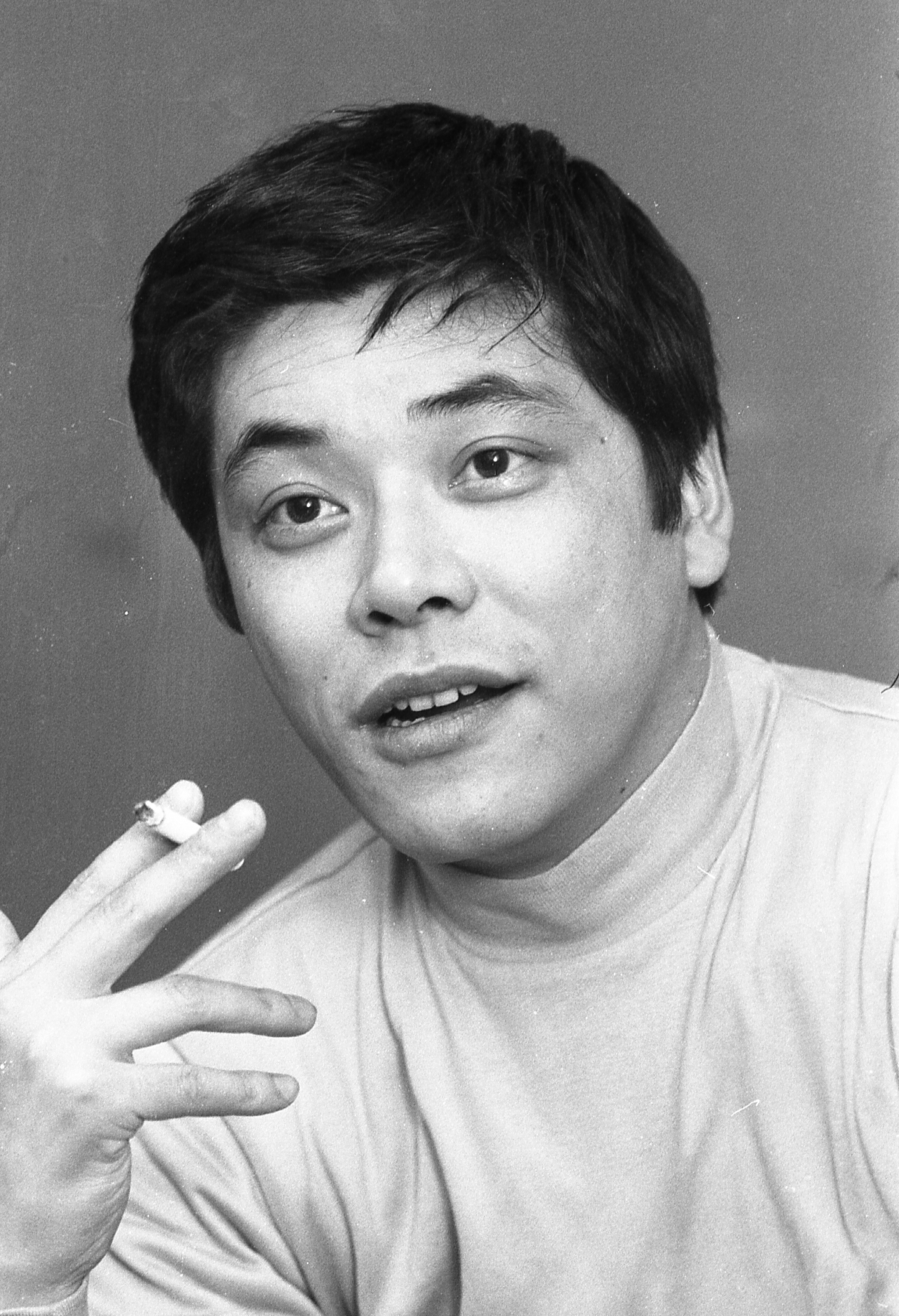 個性派俳優の中尾彬さん死去 81歳 バラエティー番組でも活躍 - 産経