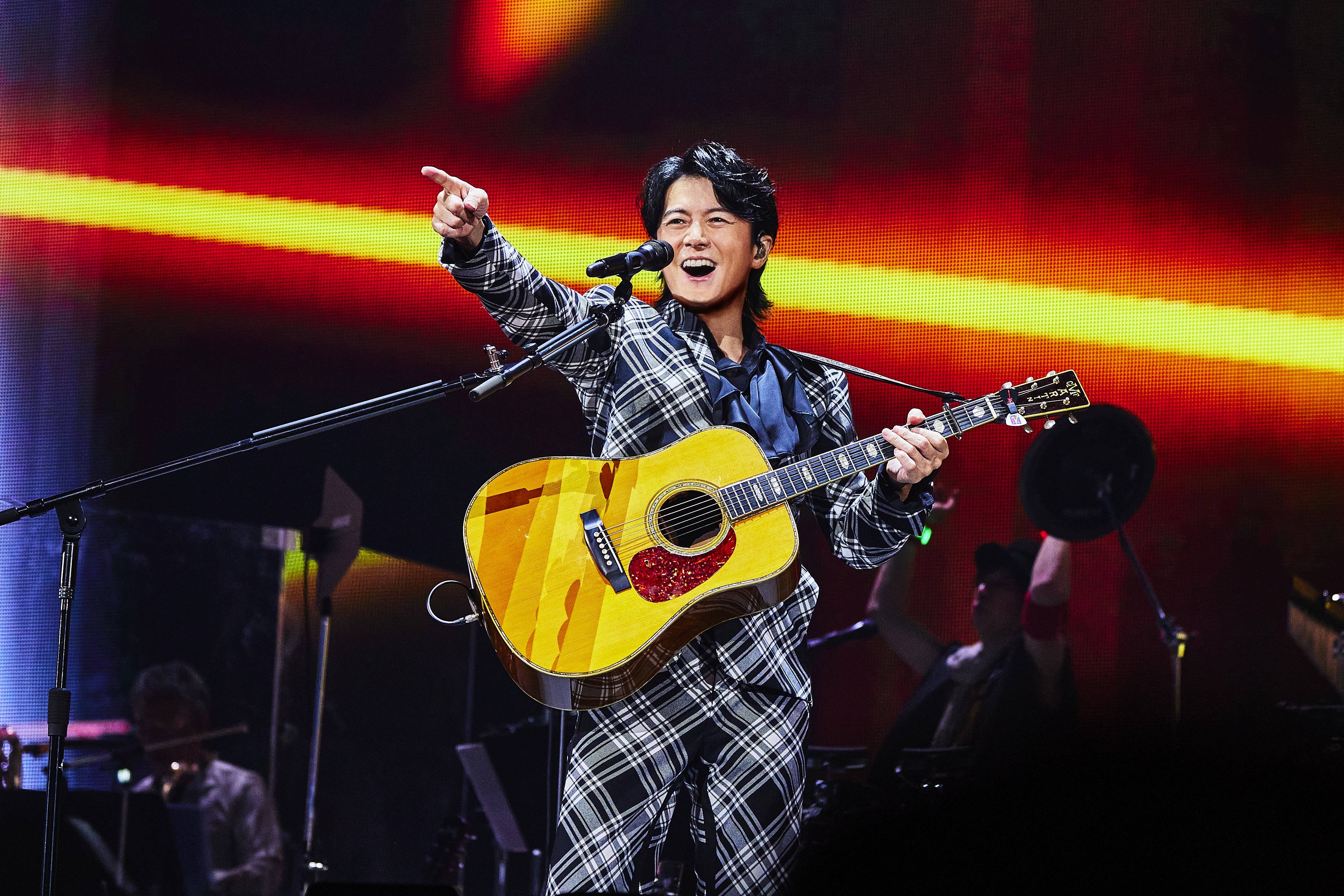 福山雅治、自身初の無料ライブ 「長崎スタジアムシティ」こけら落とし