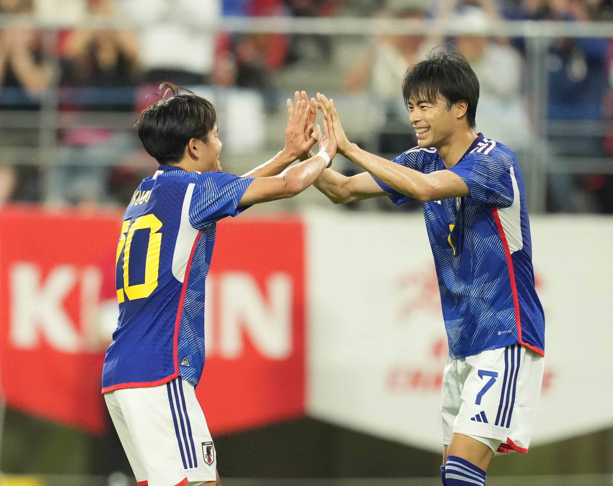 【国産】 三笘と久保が攻撃牽引、エルサルバドルに6－0大勝 - 産経ニュース ウェア