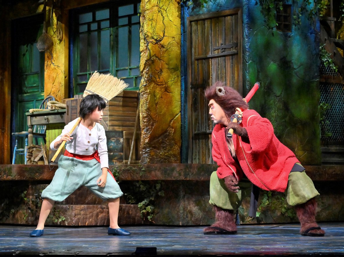 劇団四季ミュージカル バケモノの子 S1 チケット2枚(連番) 劇団四季ミュージカル バケモノの子 S1 チケット2枚(連番)