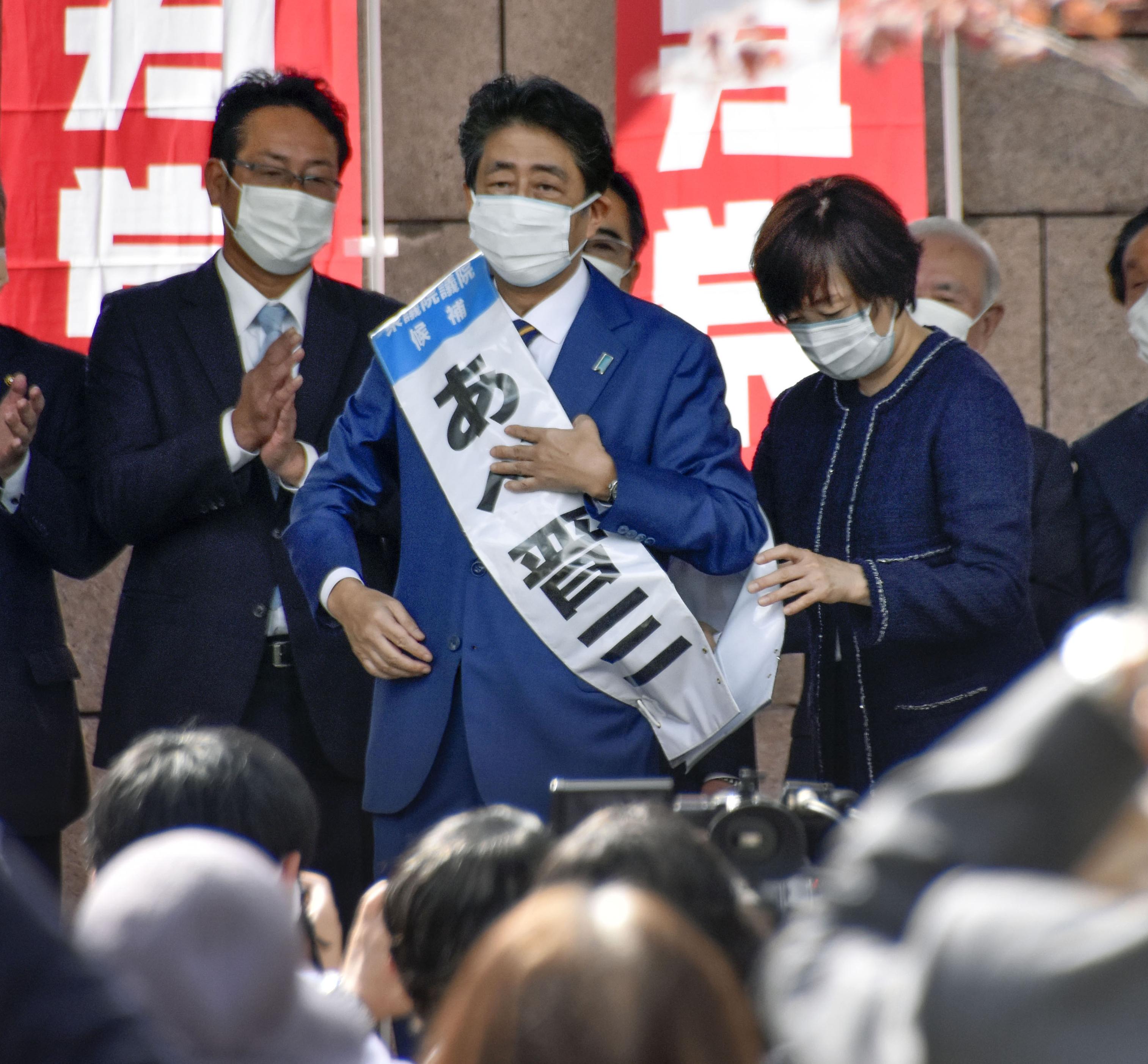 安倍元首相が地元で出陣式 １２年ぶり 産経ニュース