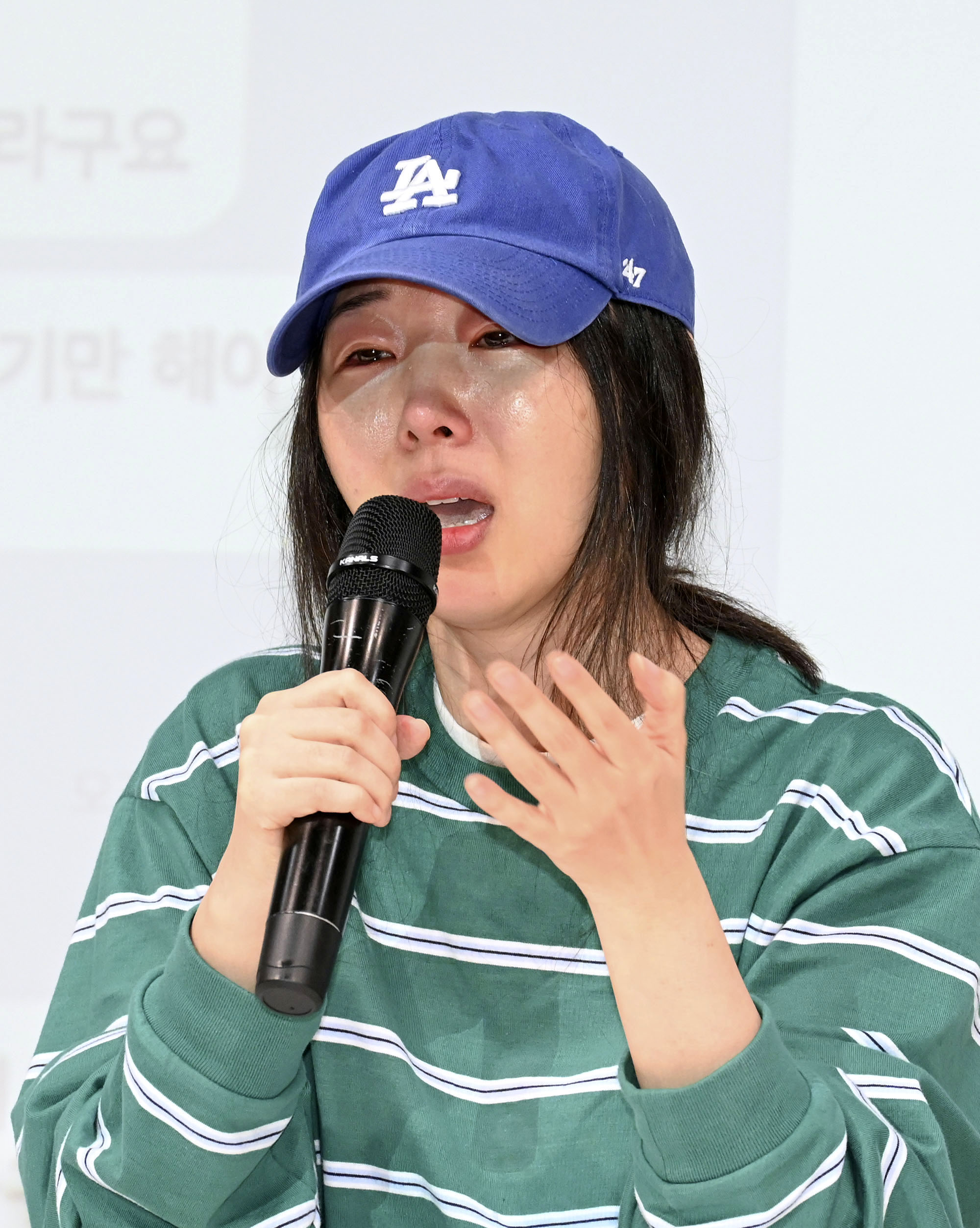 柔らかな質感の シャーマン疑惑も浮上、韓国Kポップに打撃 BTS事務所の内紛 洋画・外国映画