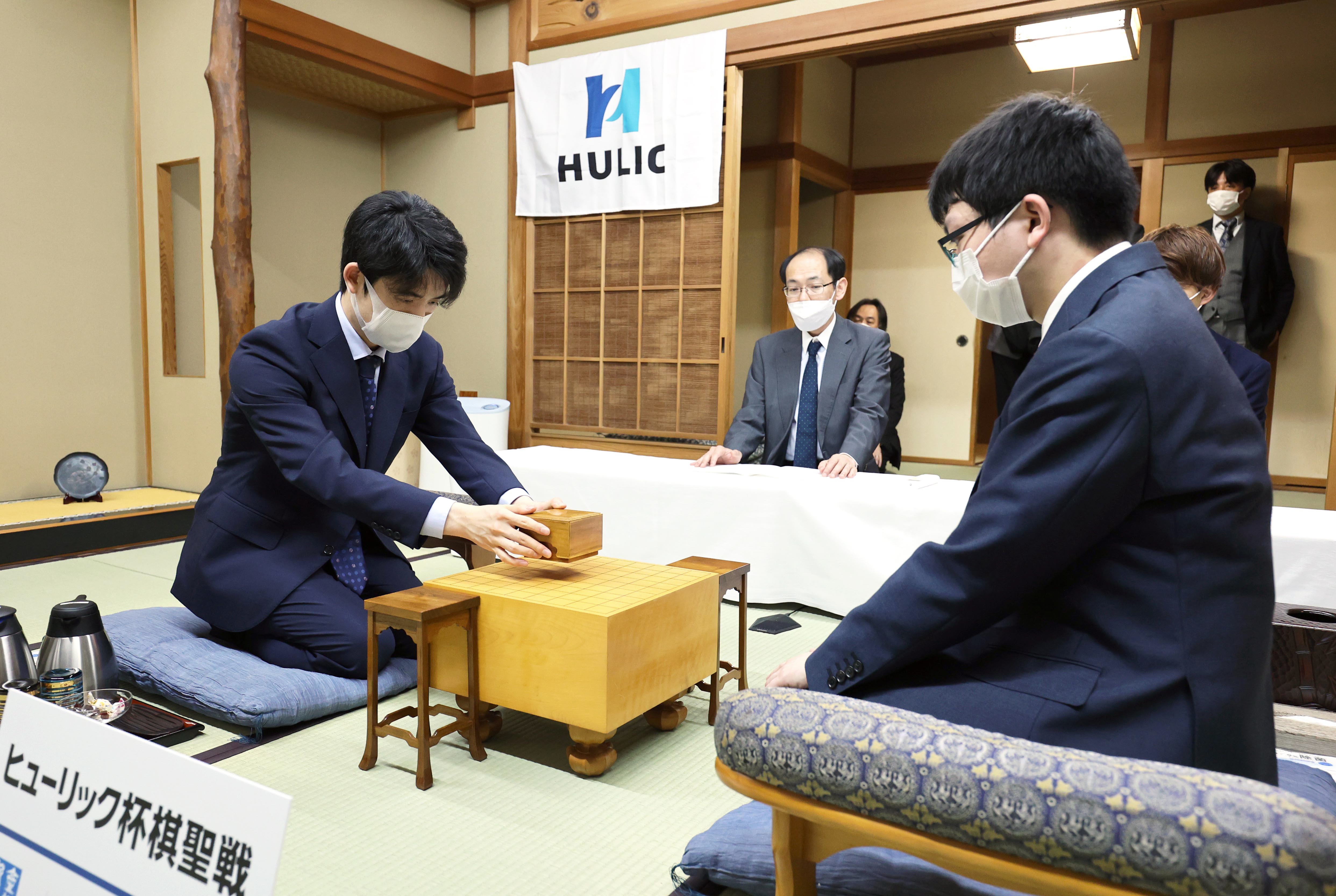 藤井棋聖が新潟入り 歴史ある老舗旅館で「米どころ楽しみ」 棋聖戦第２