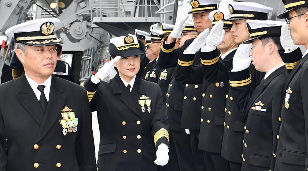 女性初のイージス艦長着任 京都・舞鶴基地 - 産経ニュース