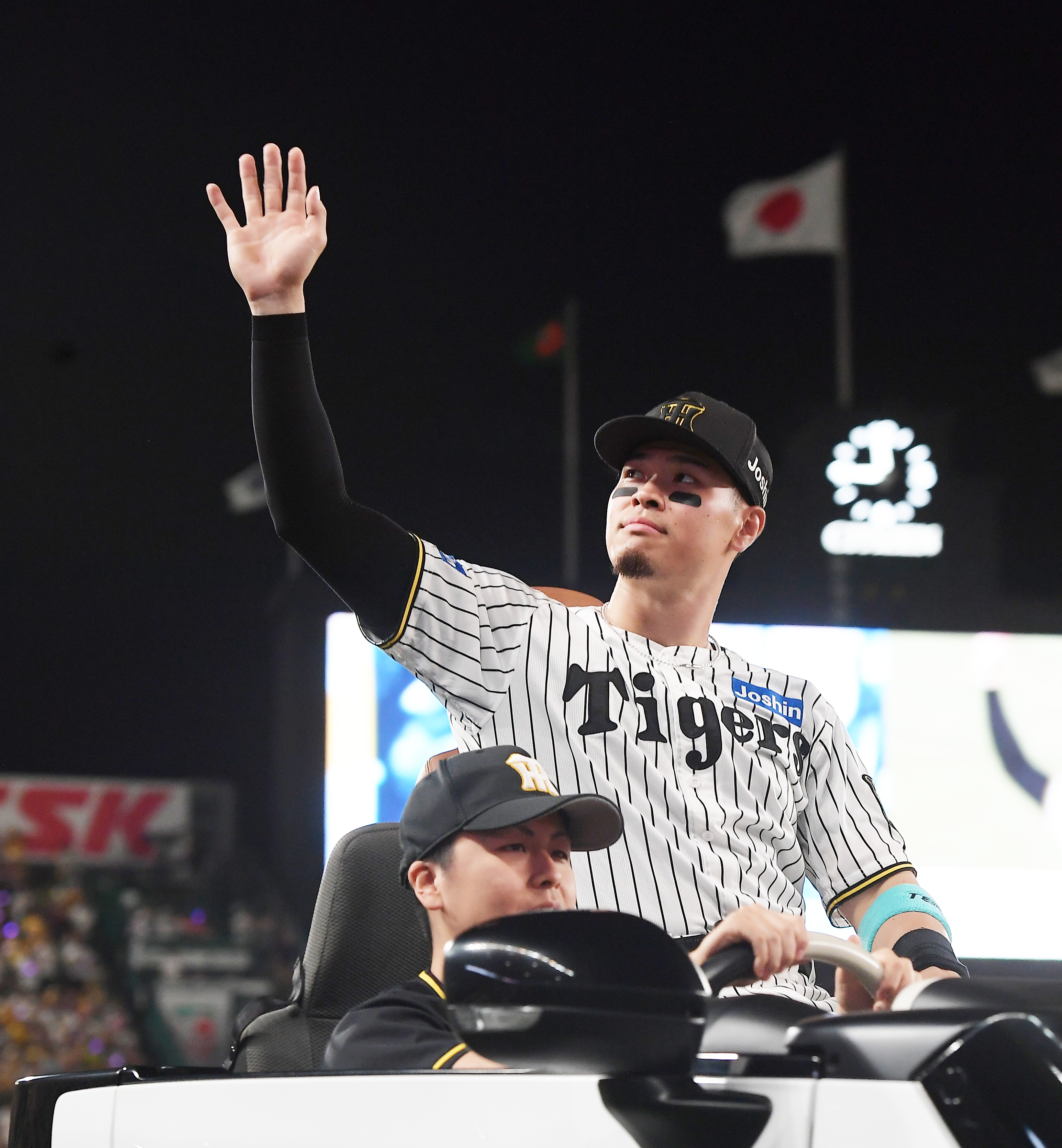 データBOX】阪神・佐藤輝明、5年連続2桁本塁打＆100安打は球団初