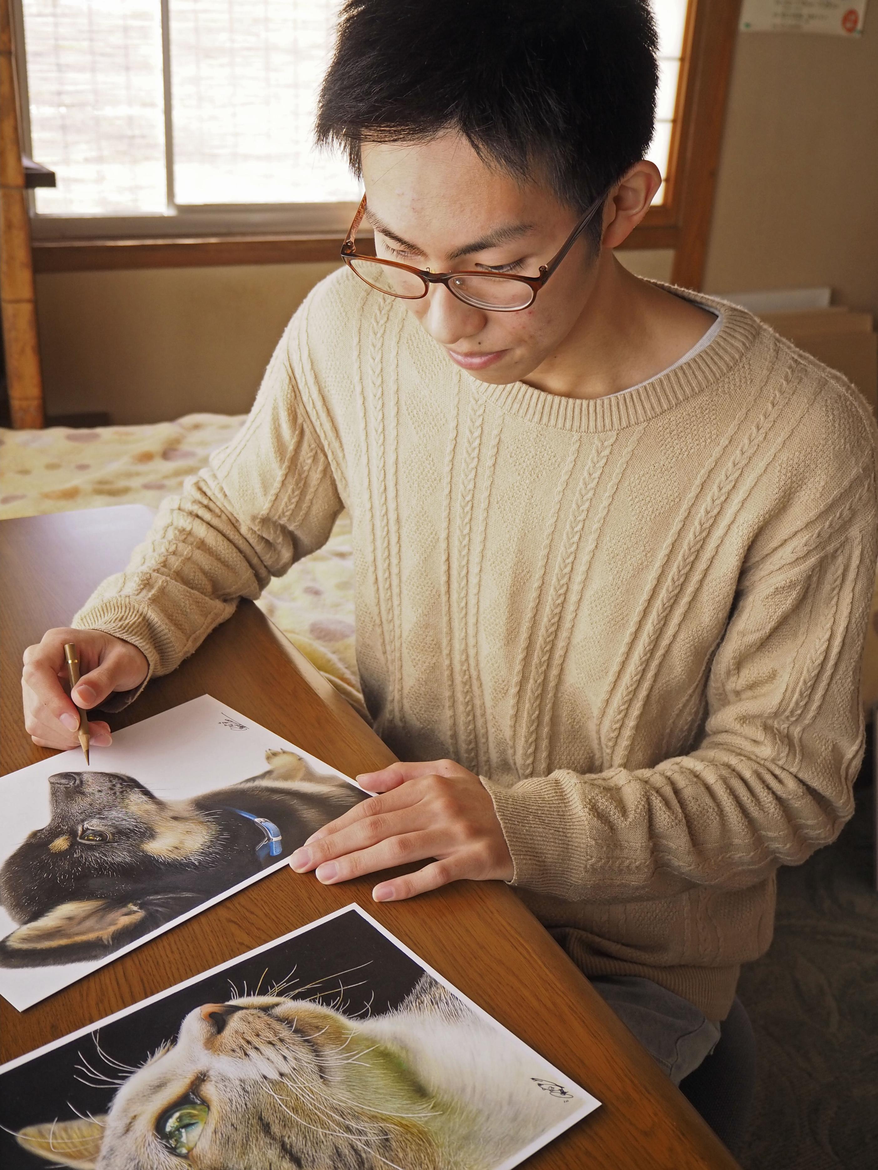 まるで写真」鉛筆画話題 右目失明、山形の大学生 - 産経ニュース