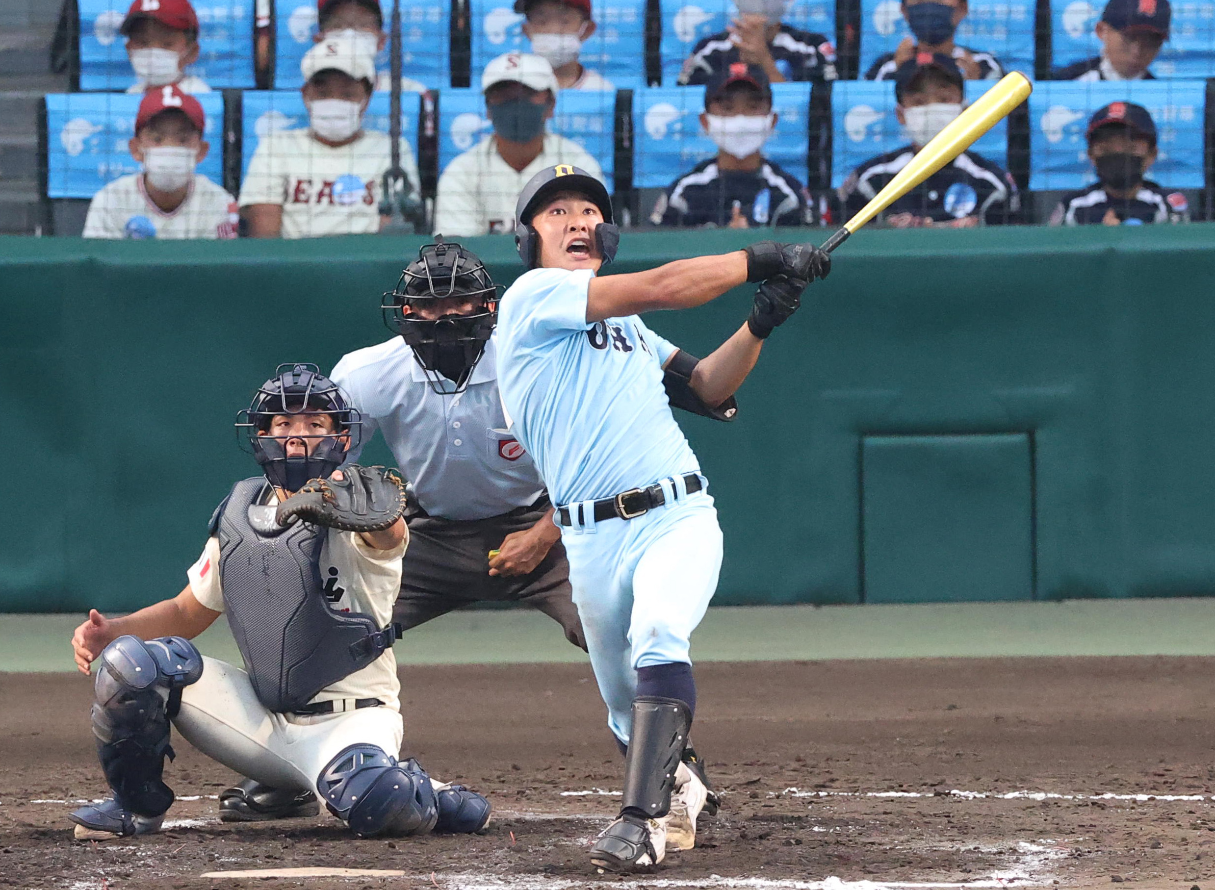 二刀流ヒーローだ！近江・山田が満塁弾、投げては7回1失点 江川