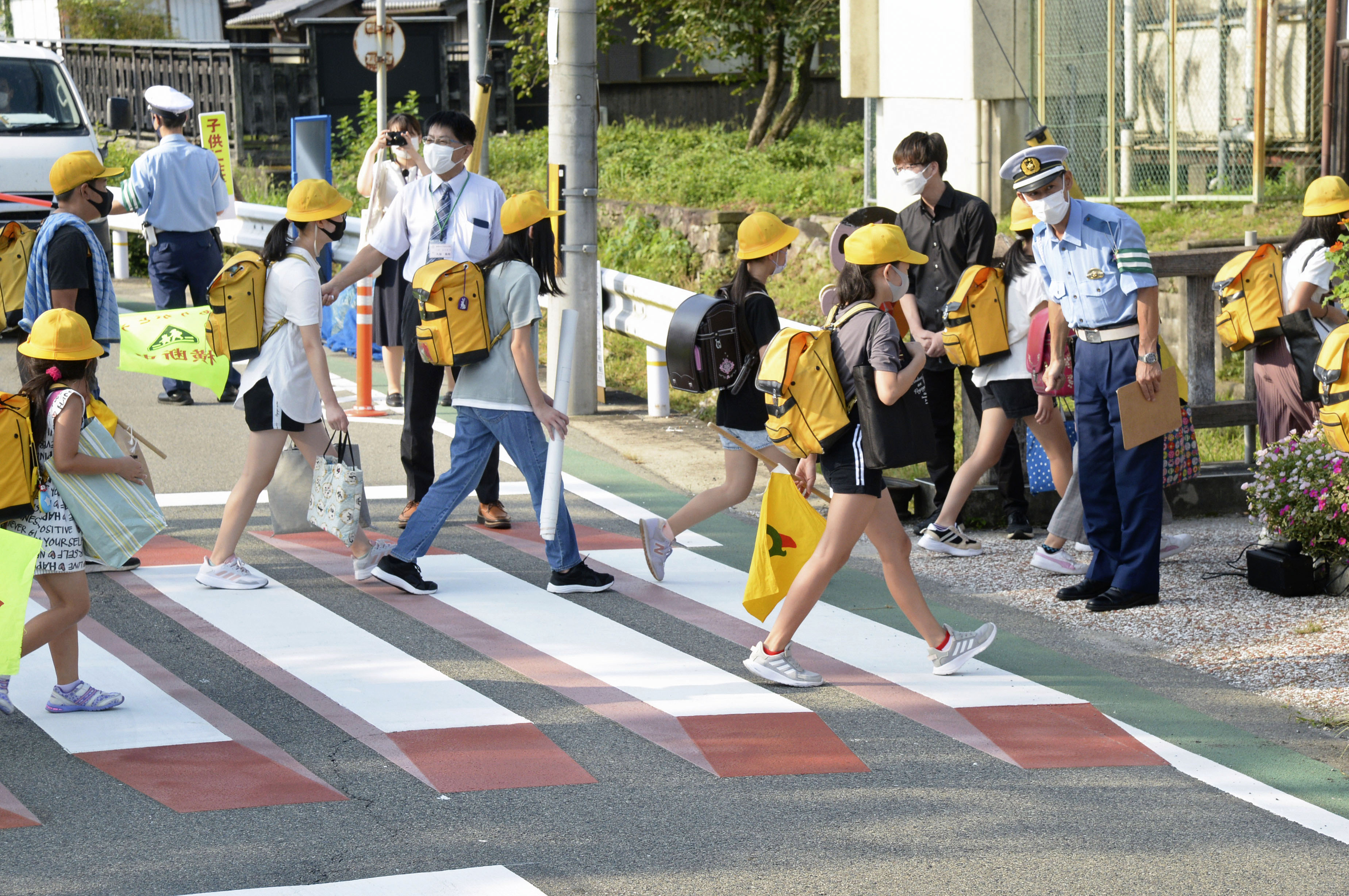 横断歩道 マックスツリー|ゼブラクロッシング歩行者横断歩道
