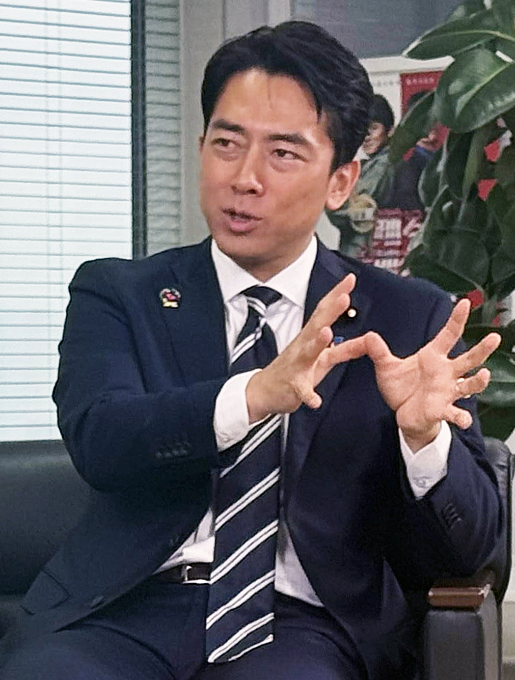 大学3年で週刊誌デビュー 右翼の大物に激怒されるも懐に飛び込み