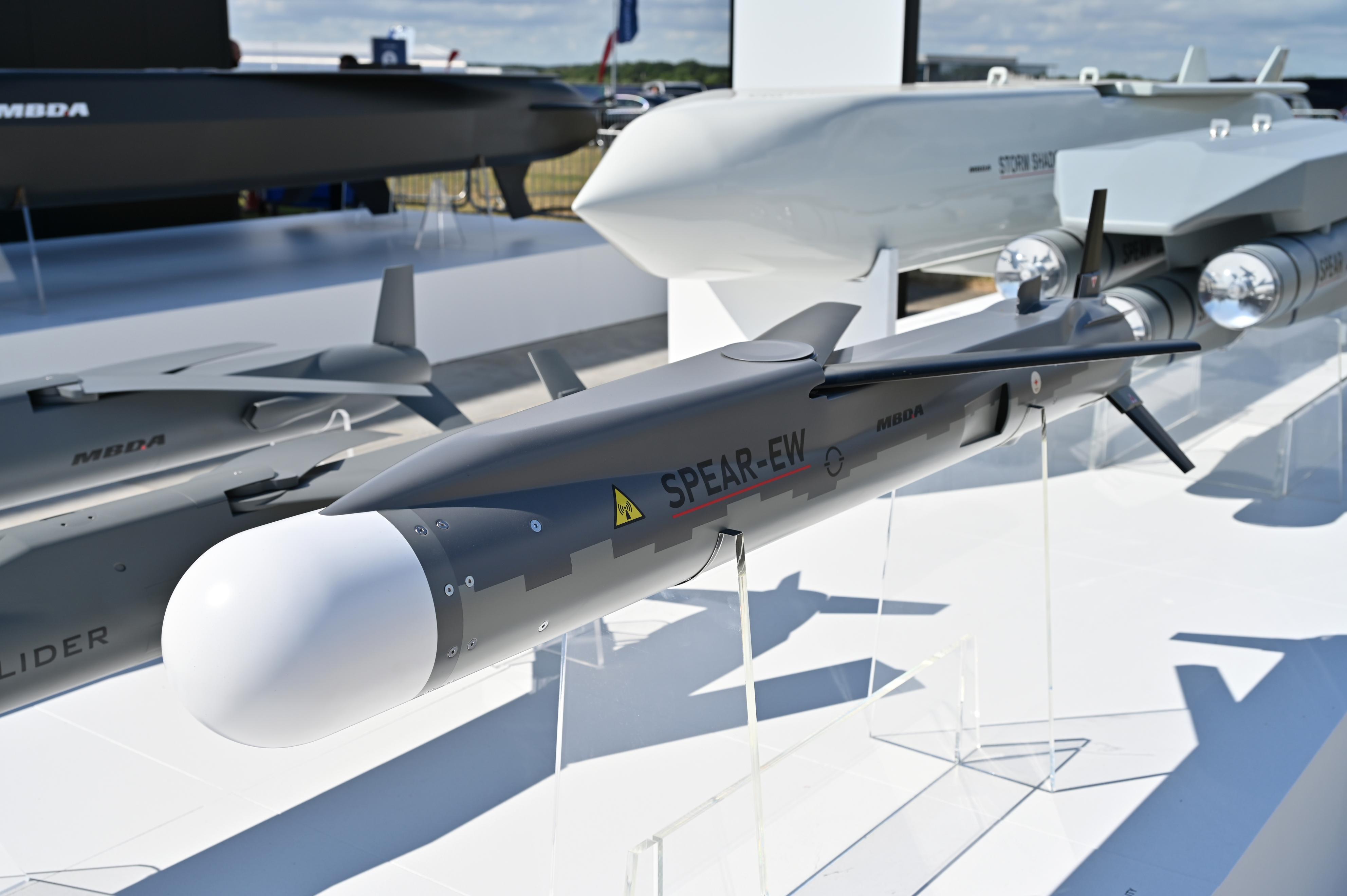 英新兵器、日本に購入打診 「反撃能力」向上を視野 レーダー妨害機能を