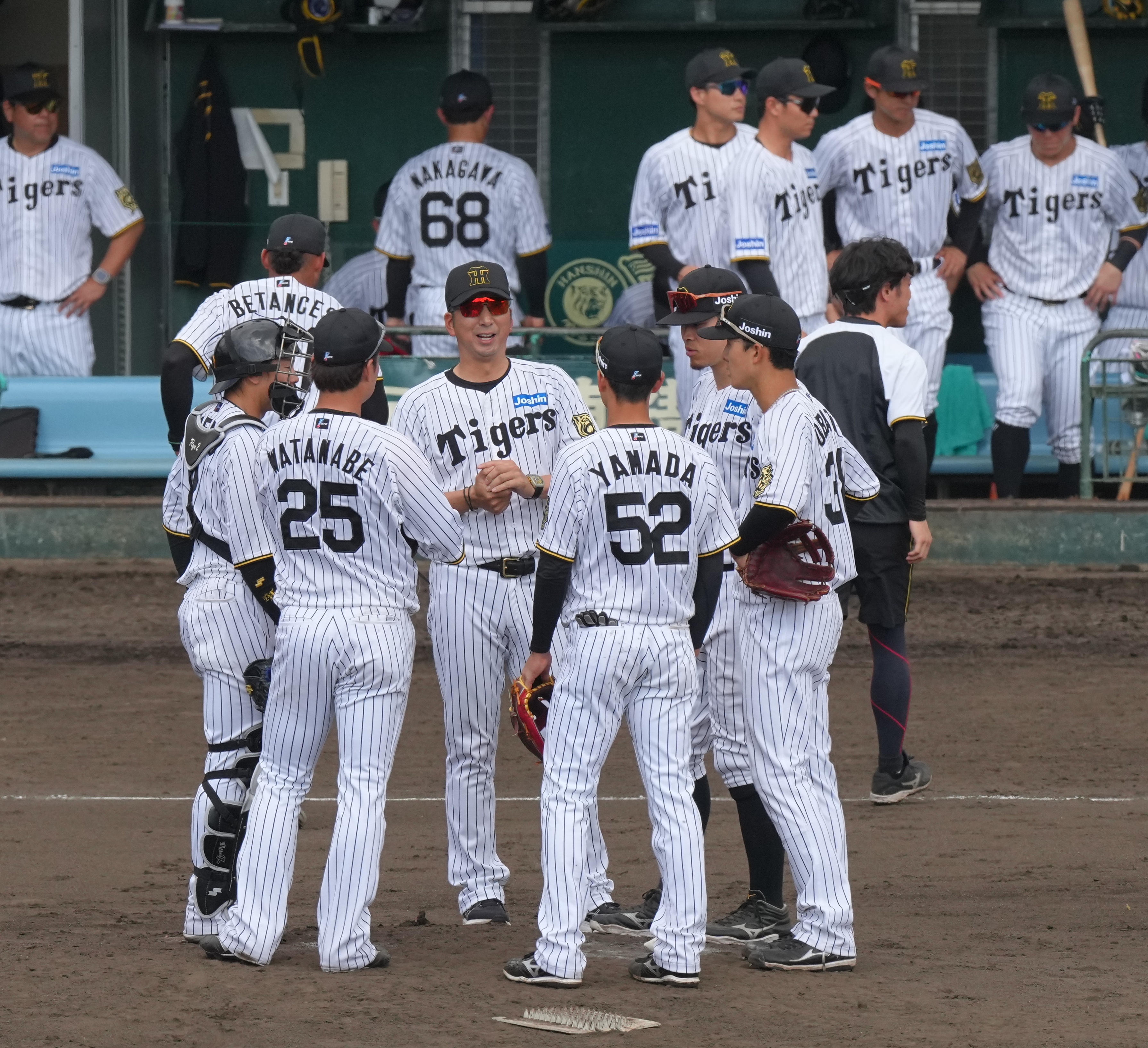 阪神VS広島東洋カープ 京セラドーム 8月10日 （土）18時試合開始