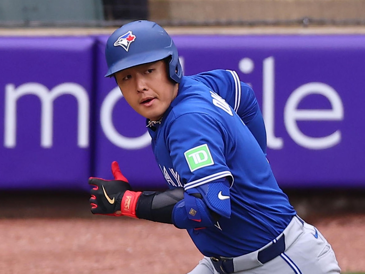 MLB】岡本和真、大谷翔平と公式戦初対戦で空振り三振 161キロの直球で
