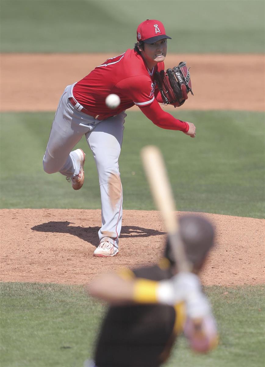 大谷 メジャー自己最速１６４キロ ２の２ 全米が震えた １番 投手 1 2ページ サンスポ