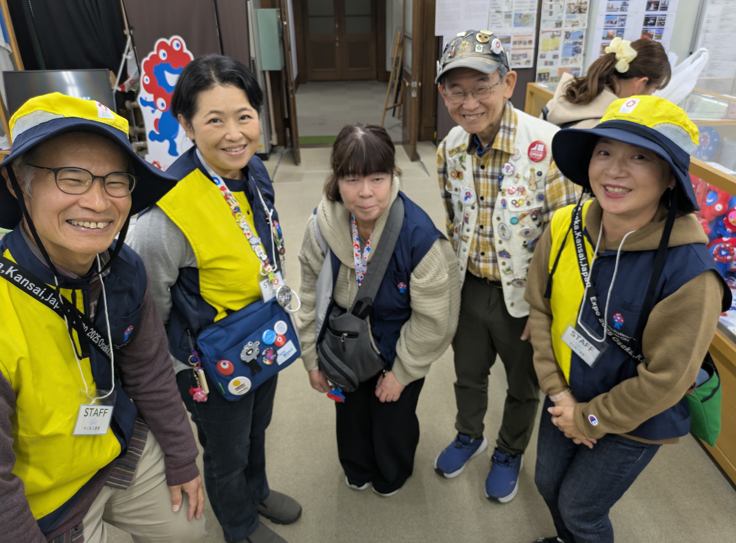 楽しかった万博の思い出を共有できる「博覧会の展覧会」 ユニホーム姿