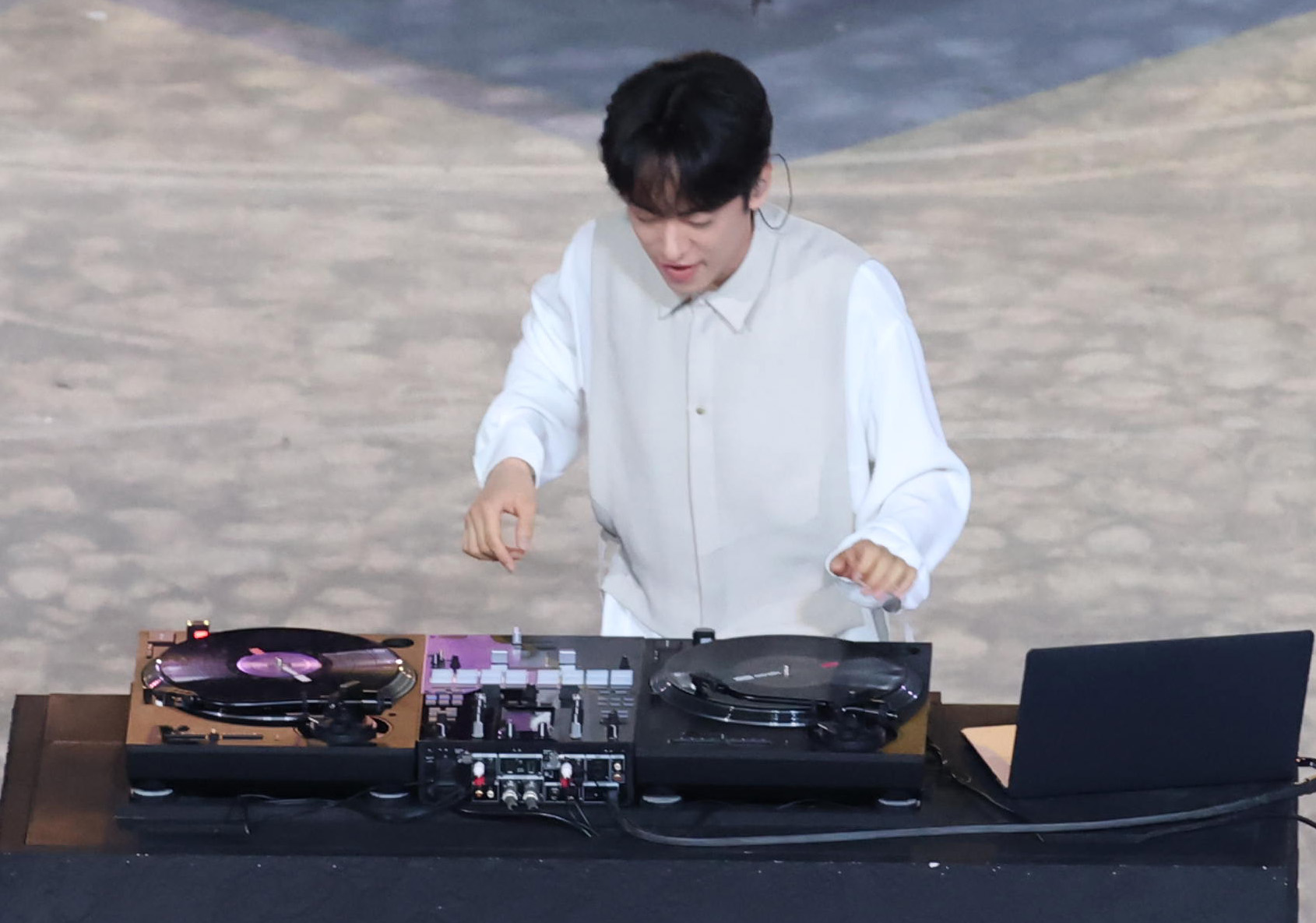 スカパラ、DJ松永、miletが閉会式を盛り上げる