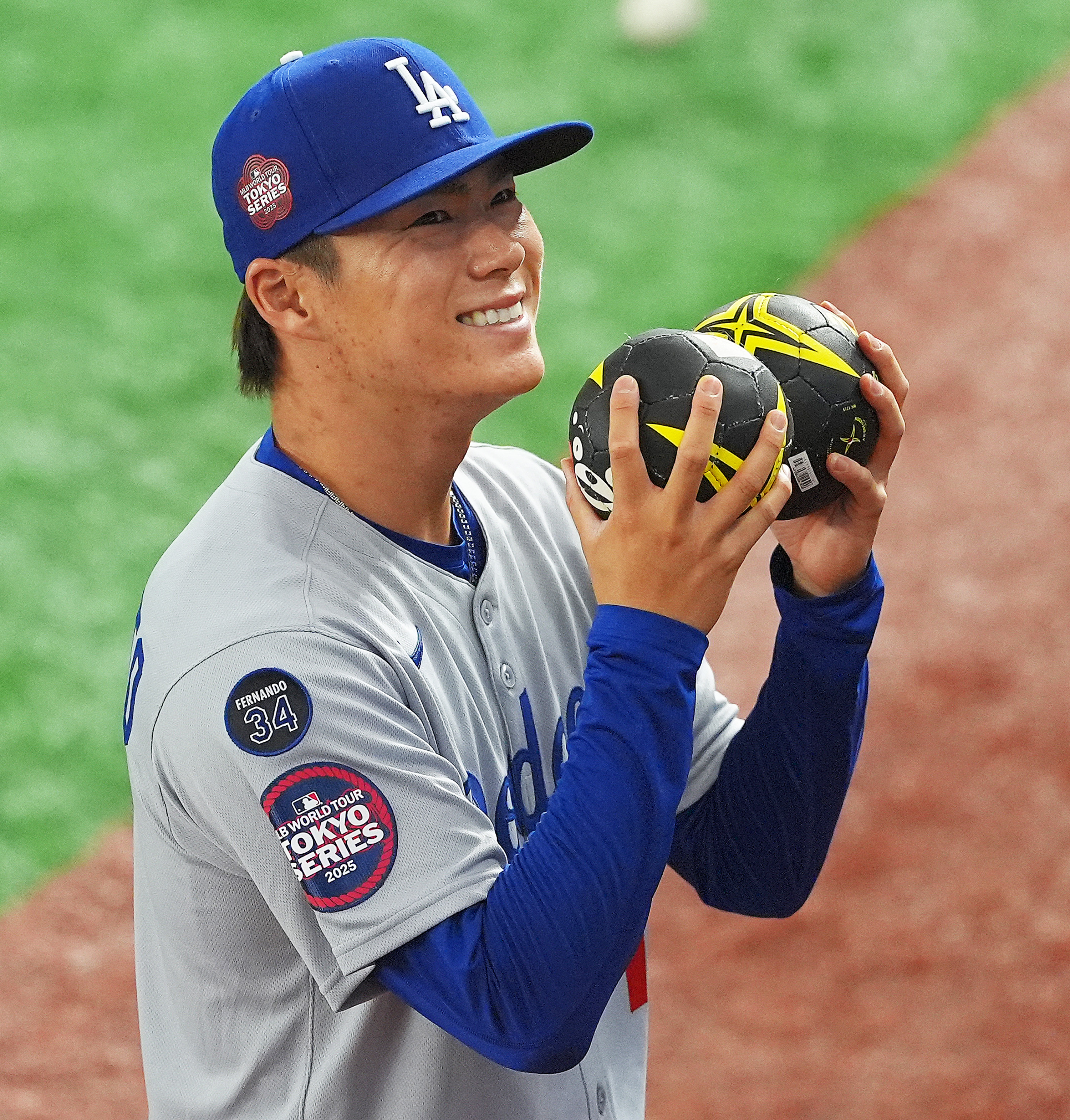 ドジャース山本由伸、2年目の開幕へ「1戦目から力を発揮」 今永との