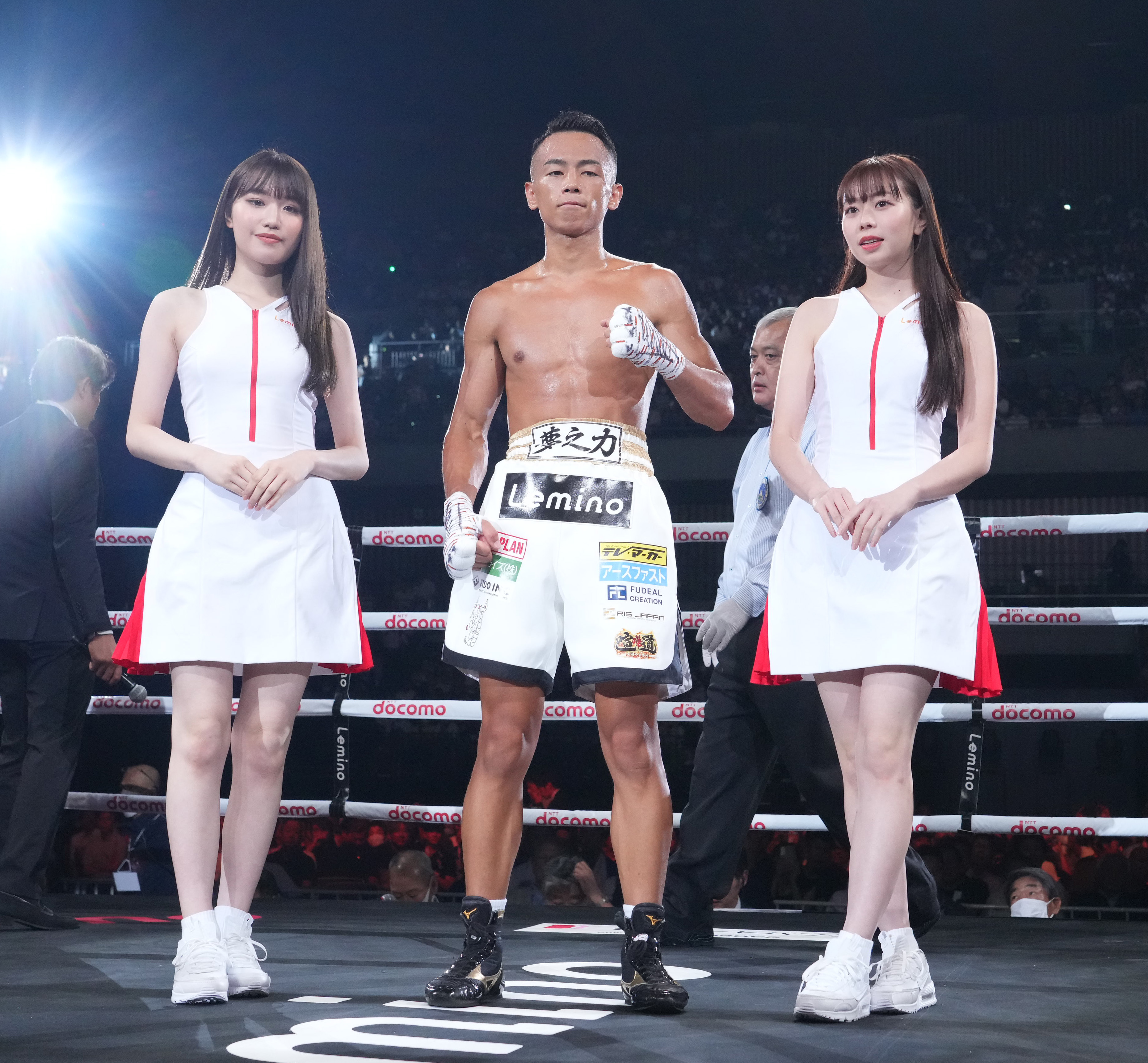 サイン本！　下剋上トレーナー 現代の若者の育て方。 K-1世界王者武居由樹を育ん 下剋上トレーナー 現代の若者の育て方。 K-1世界王者武居由樹を
