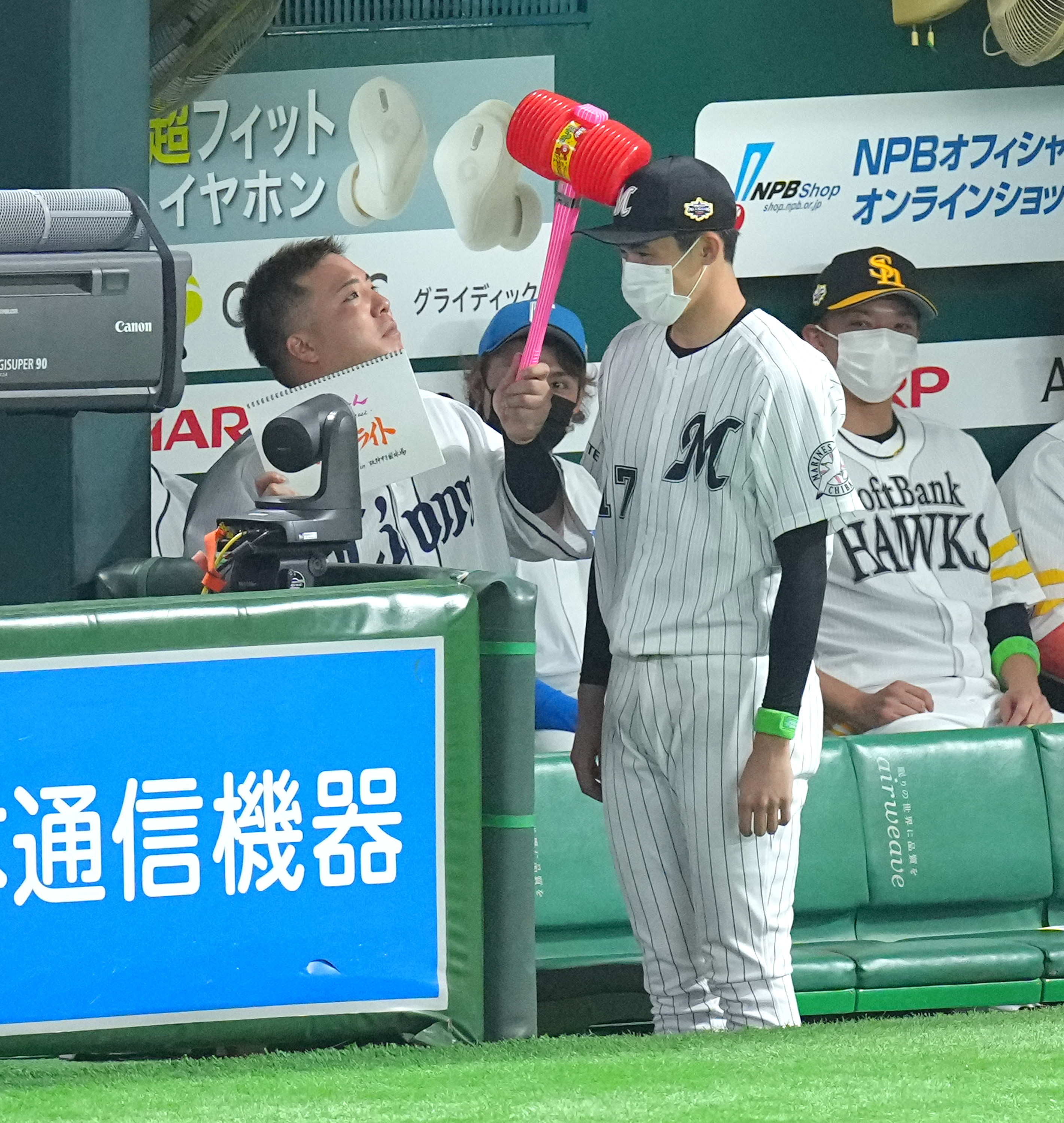 西武 山川 壮絶順位争いしながら独走キング３０号 チームは再び首位ｇｅｔ 1 2ページ サンスポ