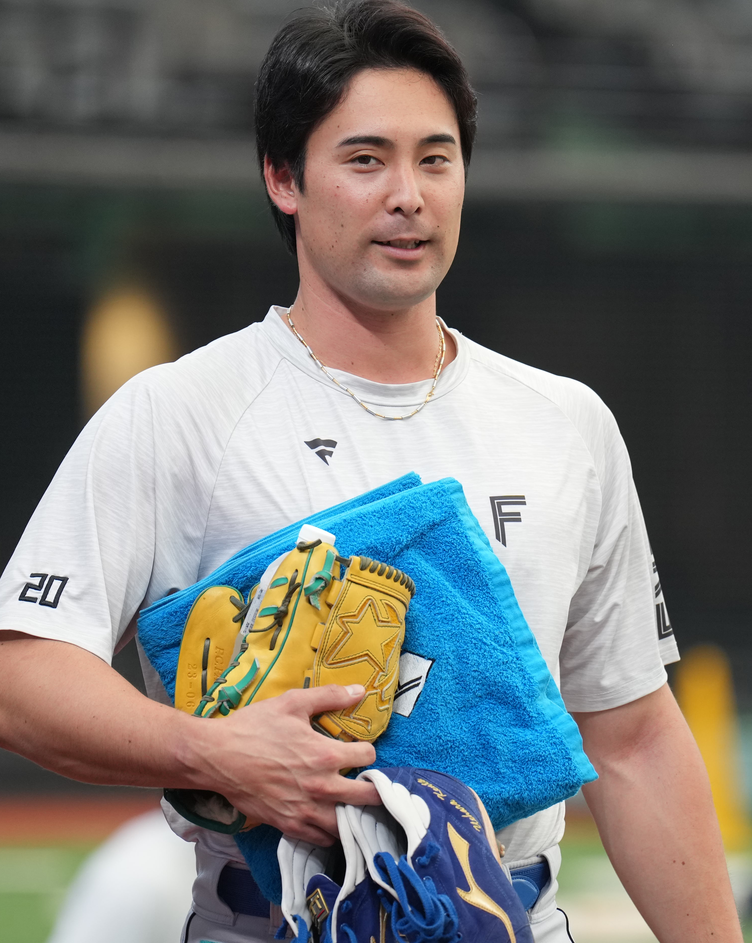 日本ハム・上原健太、右ハムストリングス肉離れで登録抹消 20日の楽天 