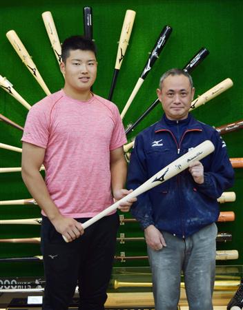 球界ここだけの話（1522）】ヤクルト・村上、ミズノ養老工場で新型