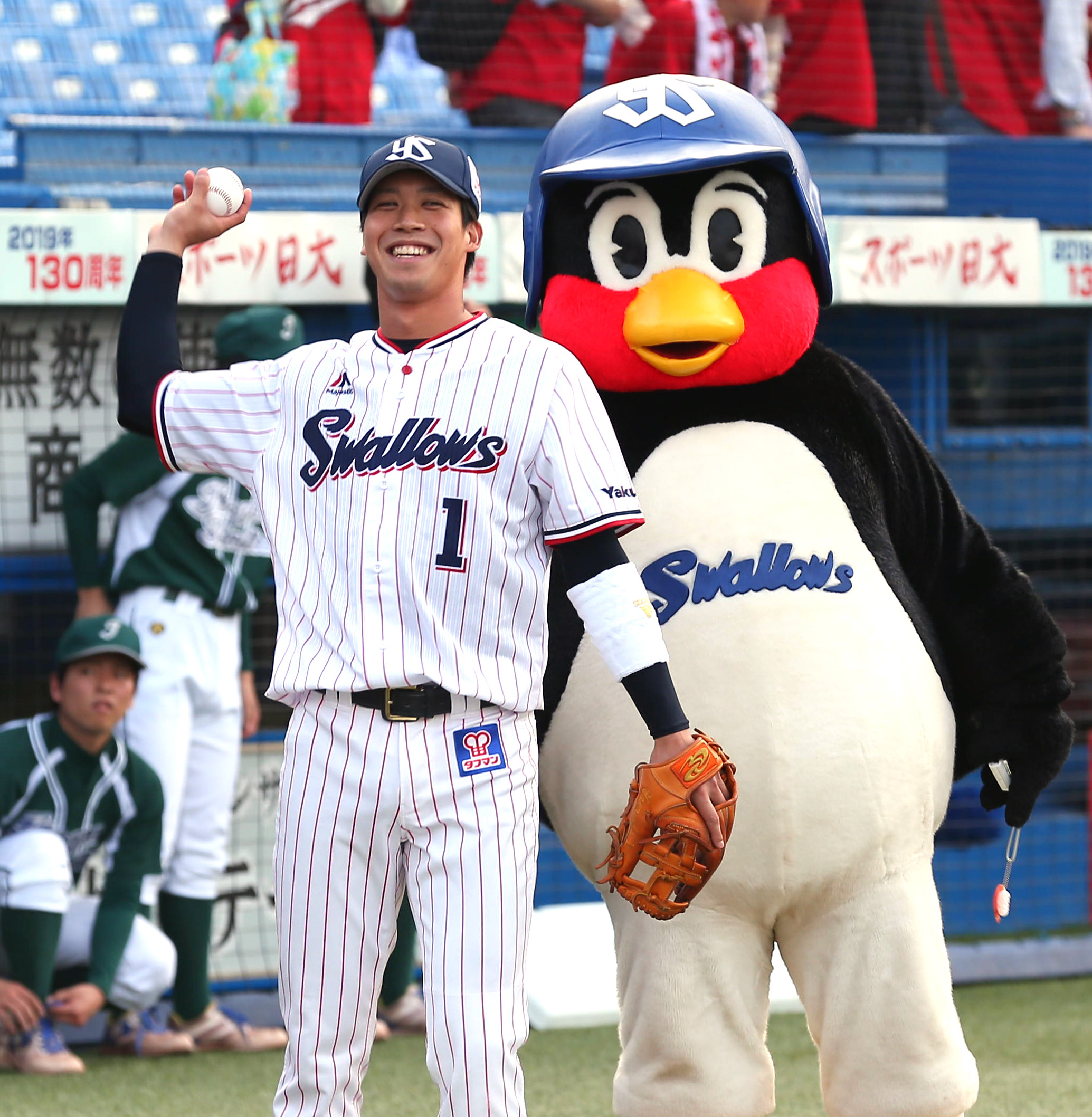 ヤクルト・山田哲人がファンに約束「何とか復活したい」 来季帰って