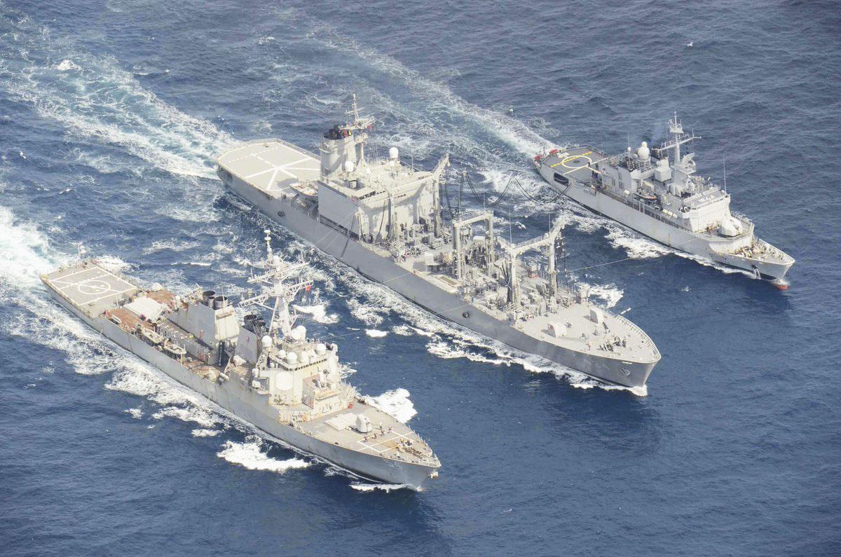 米軍艦が台湾海峡航行、中国を牽制 - 産経ニュース