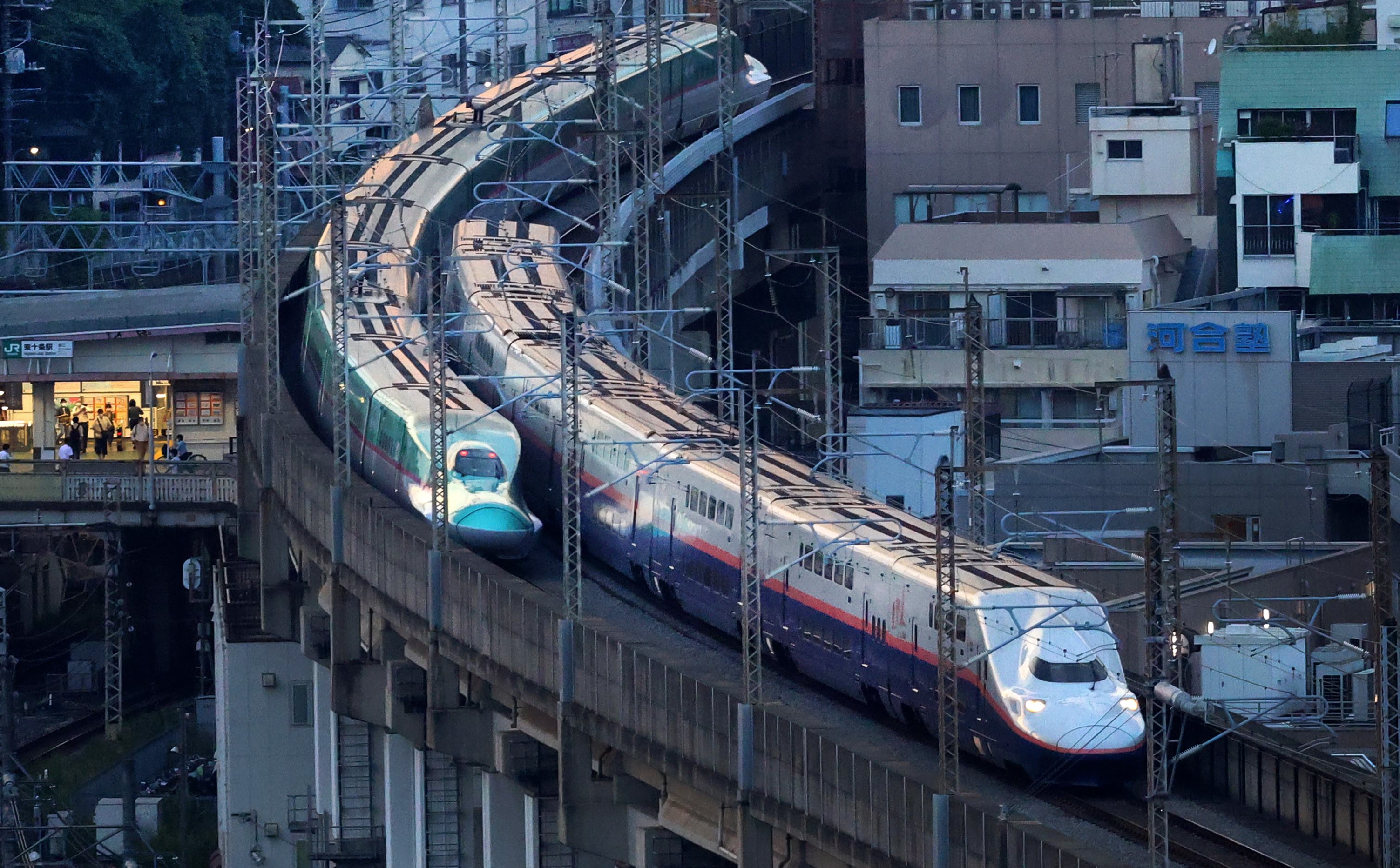 フォト特集 動画 お疲れさま ２階建て新幹線 来月ラストラン 産経ニュース