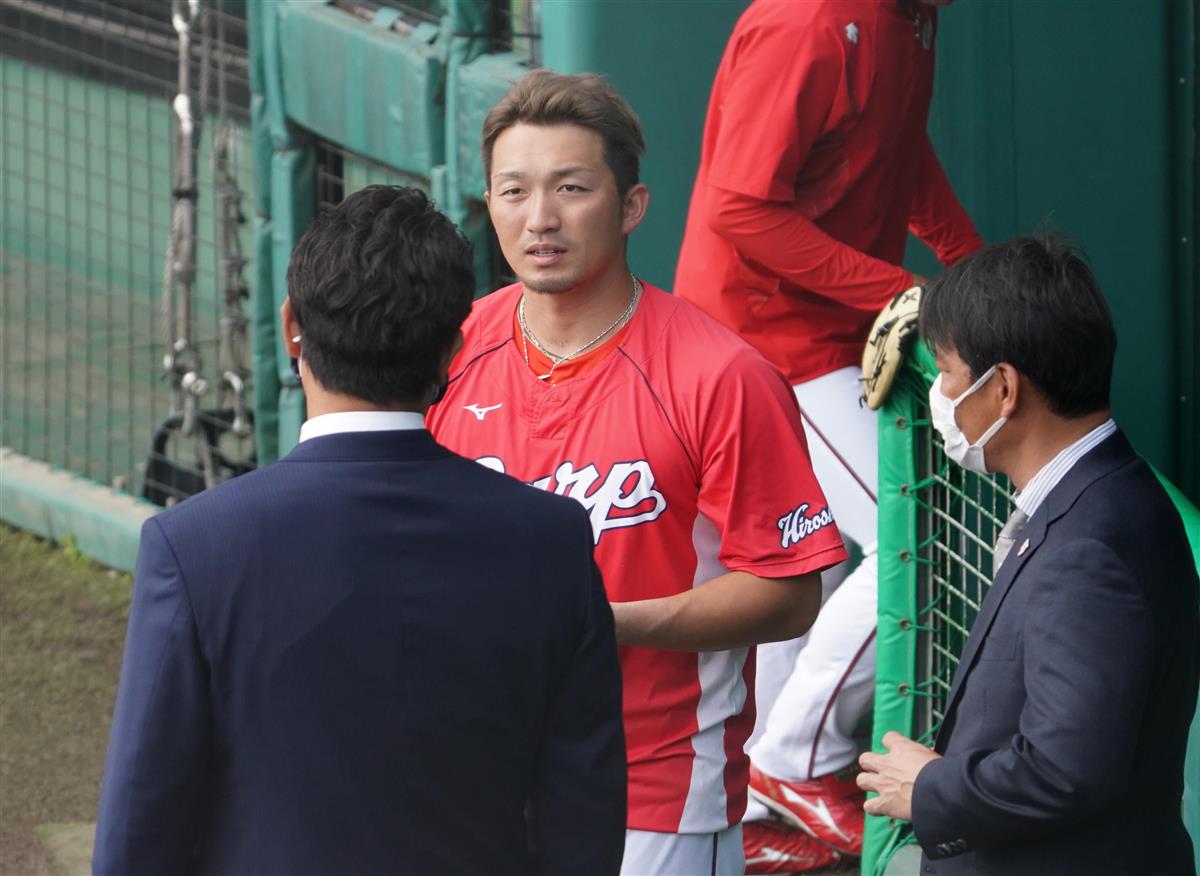 侍４番は鈴木誠也 稲葉監督サプライズ発表 サンスポ