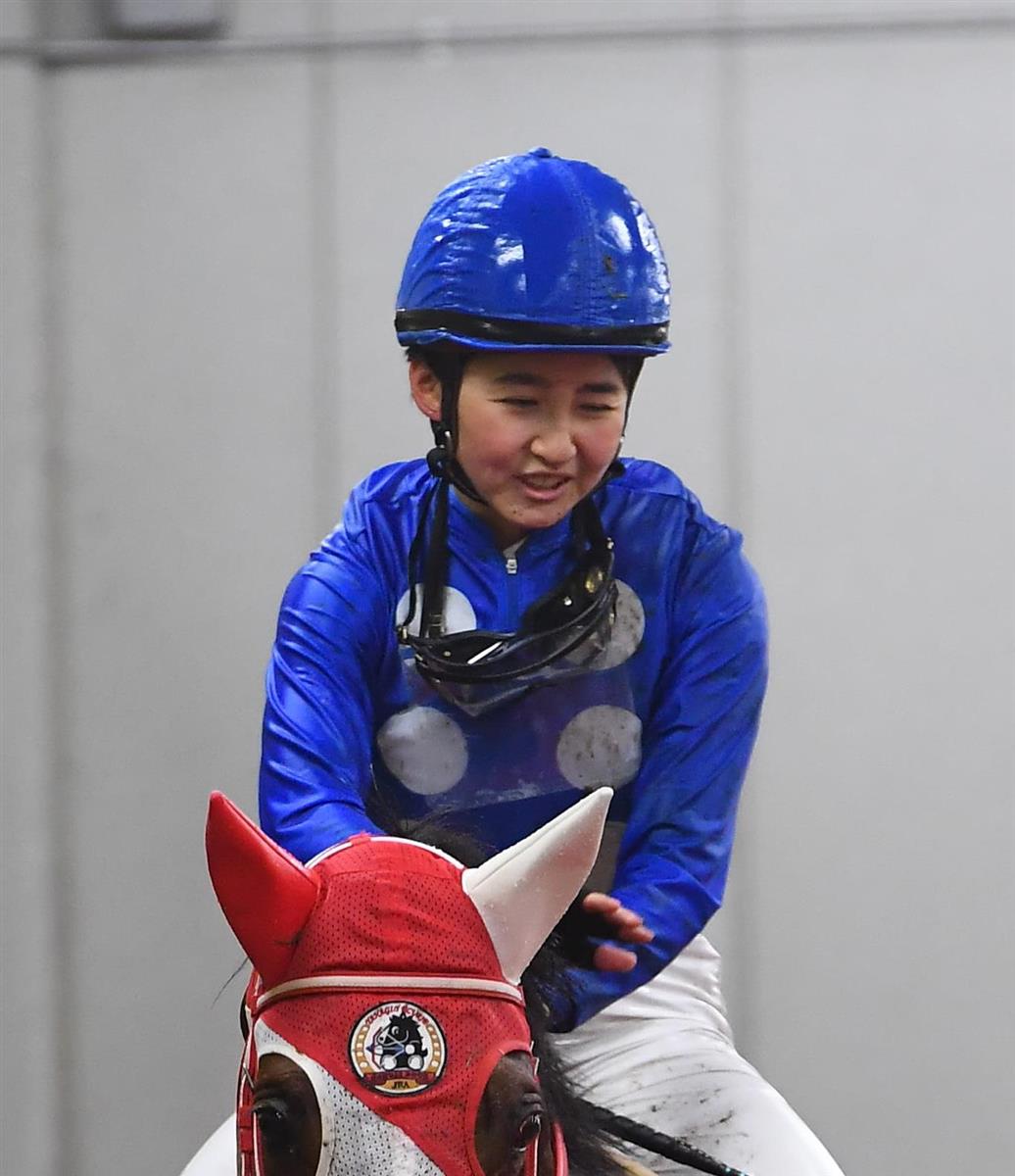 新人女性騎手の古川奈穂騎手が4勝目をマーク - サンスポ