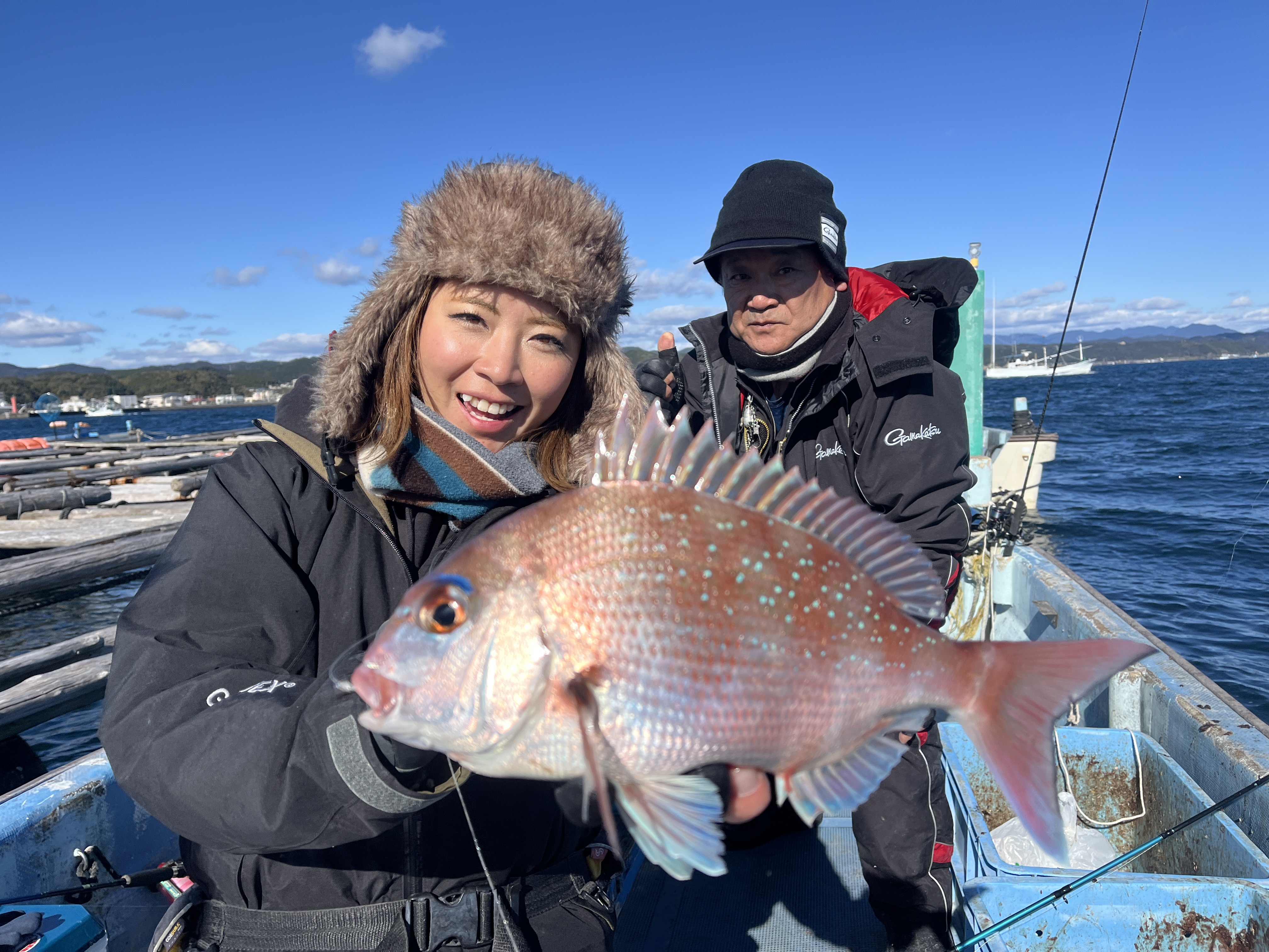 串本湾内は様々な魚種が年中狙える！ 平井憲さんが完全フカセでブリ