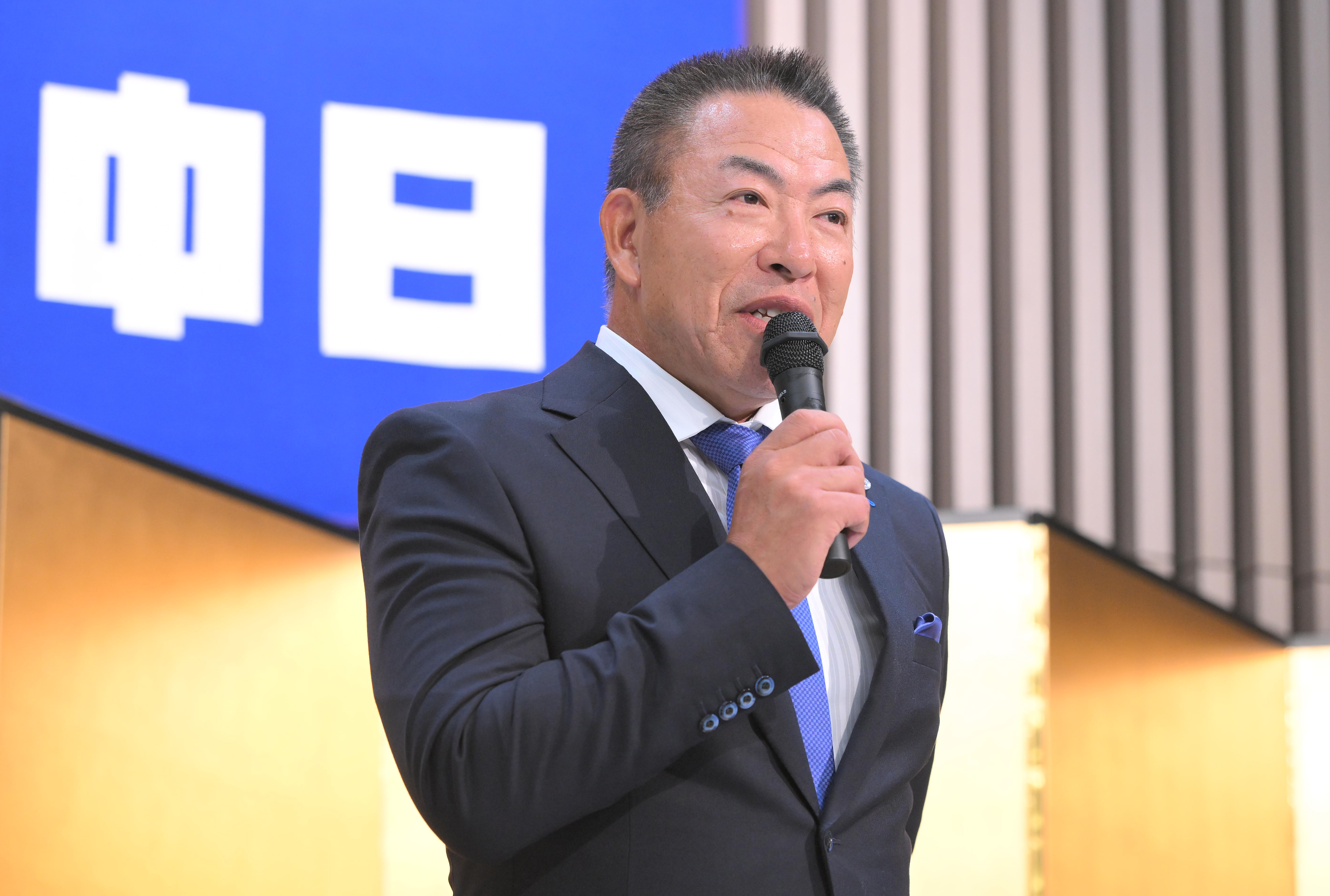 中日・井上一樹新監督が誕生 選手に「俺の好きな選手になれ」 - サンスポ