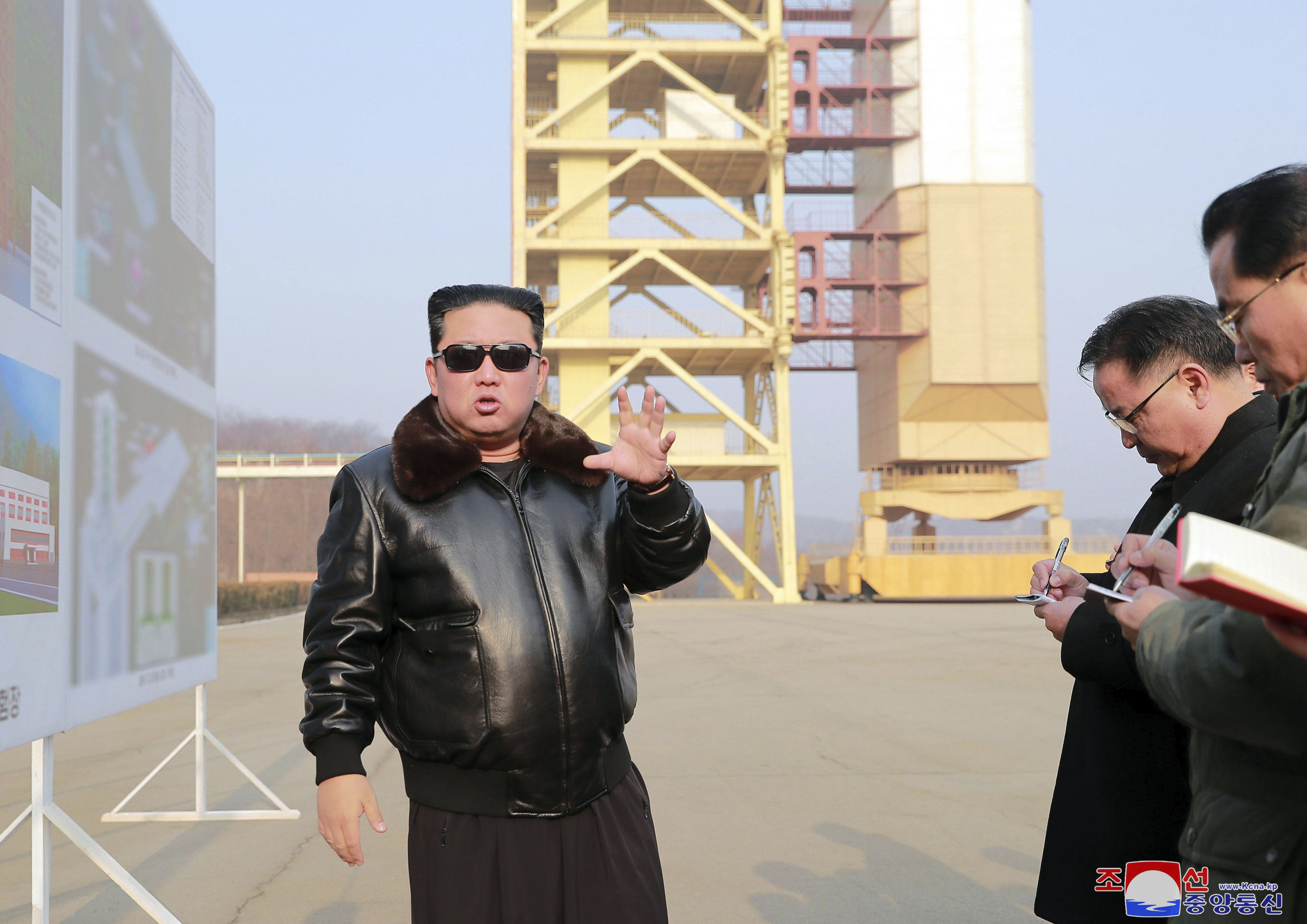フォト特集】ミサイル発射場の拡充指示 金正恩氏が現地指導 - 産経ニュース