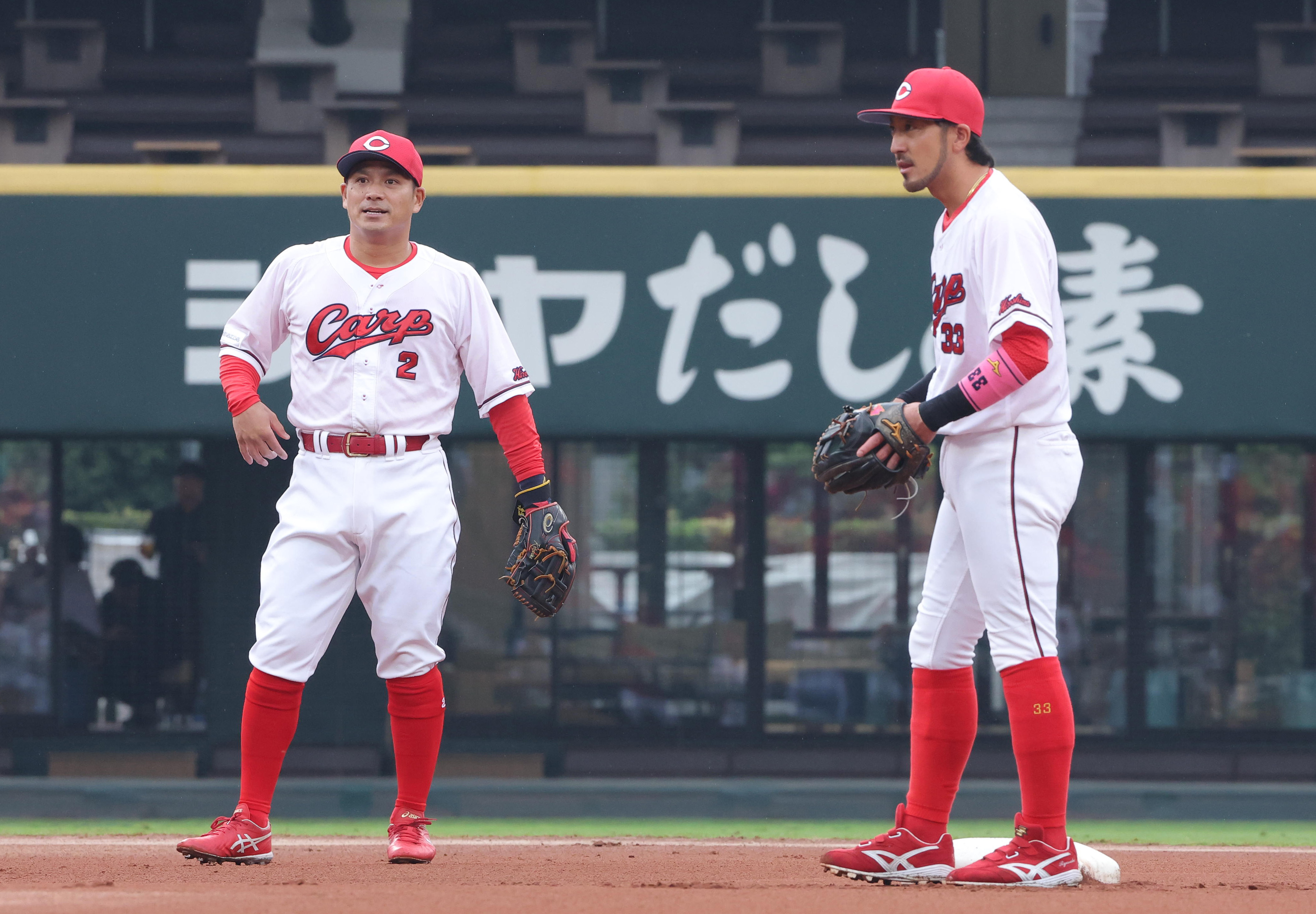 盗塁王4度の俊足外野手、パ・リーグの新人王も…プロ野球「戦力外通告