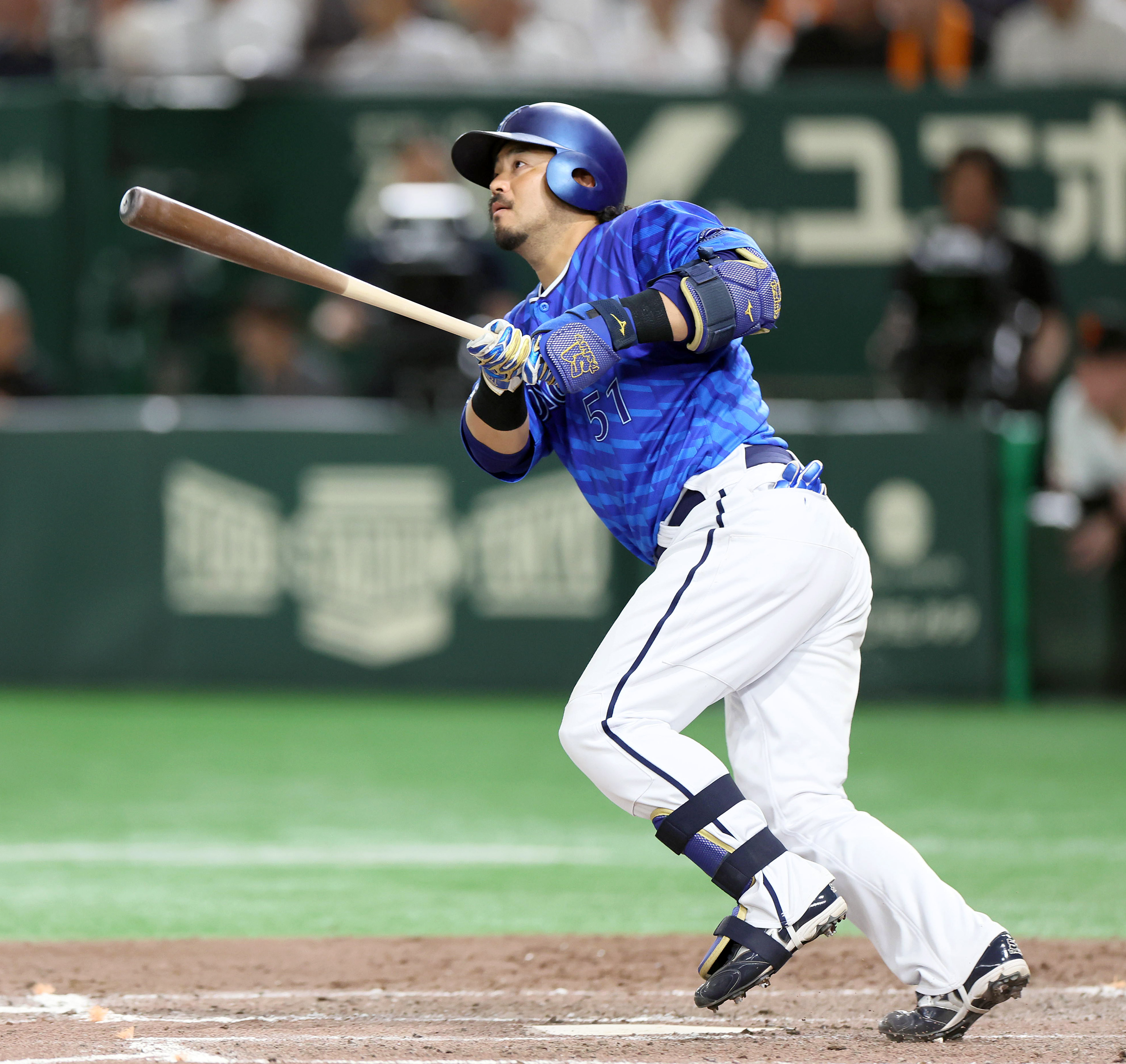 宮崎敏朗のバッテ DeNAベイスターズ 宮崎敏郎選手 実使用 バッティング手袋 - メルカリ