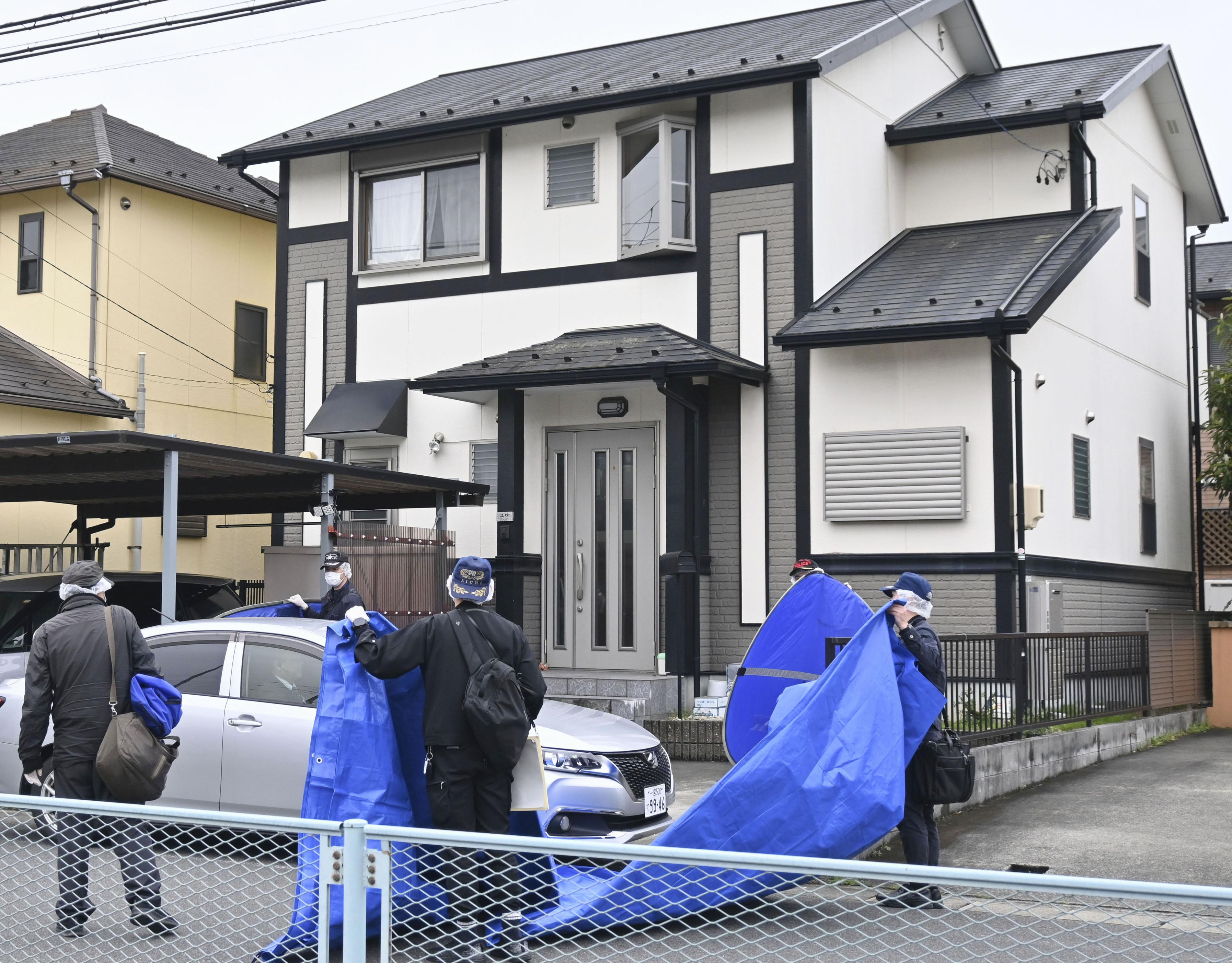 クローゼットに16歳女性遺体、遺棄疑い男逮捕 殺害ほのめかす供述