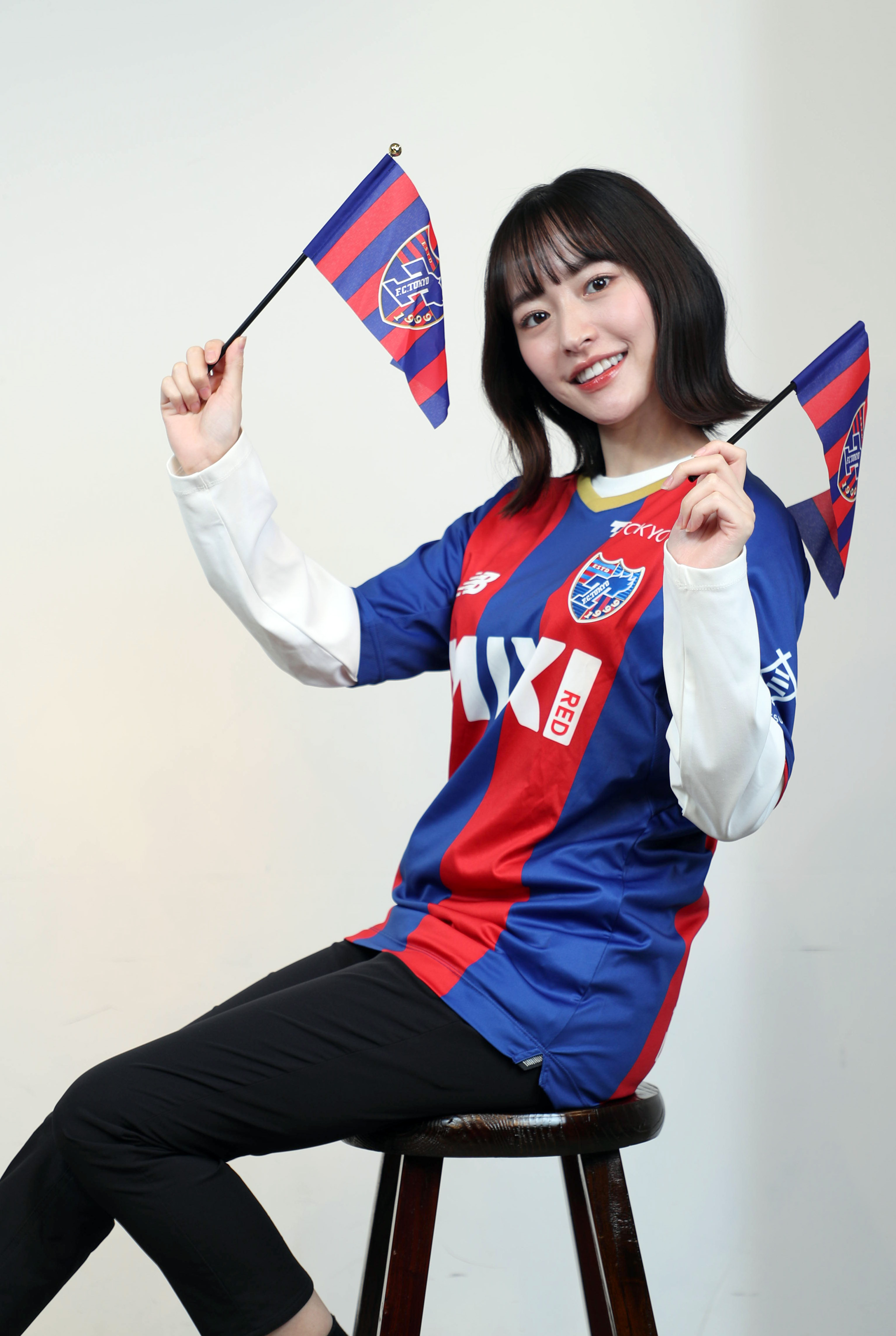 TOKYO MX サッカー番組　高崎かなみ　直筆サイン入りポスター FC東京の勝利の女神〟高崎かなみの不敗神話更新なるか